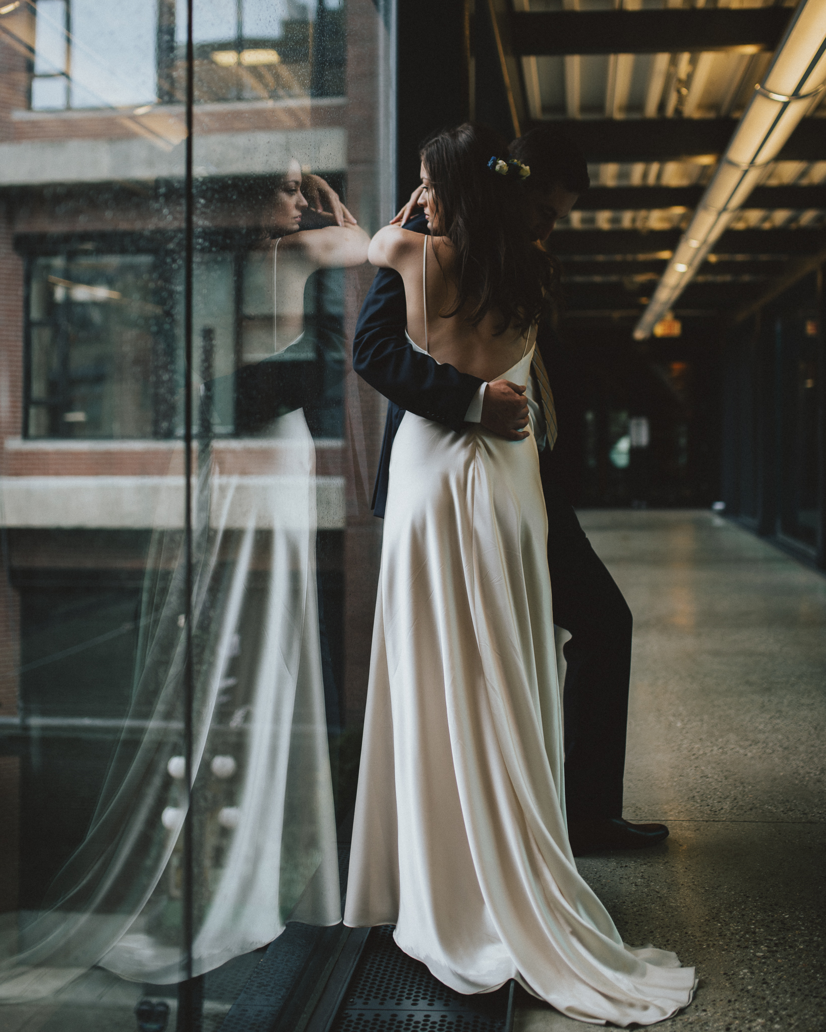 Gastown Rainy Elopement Photographer