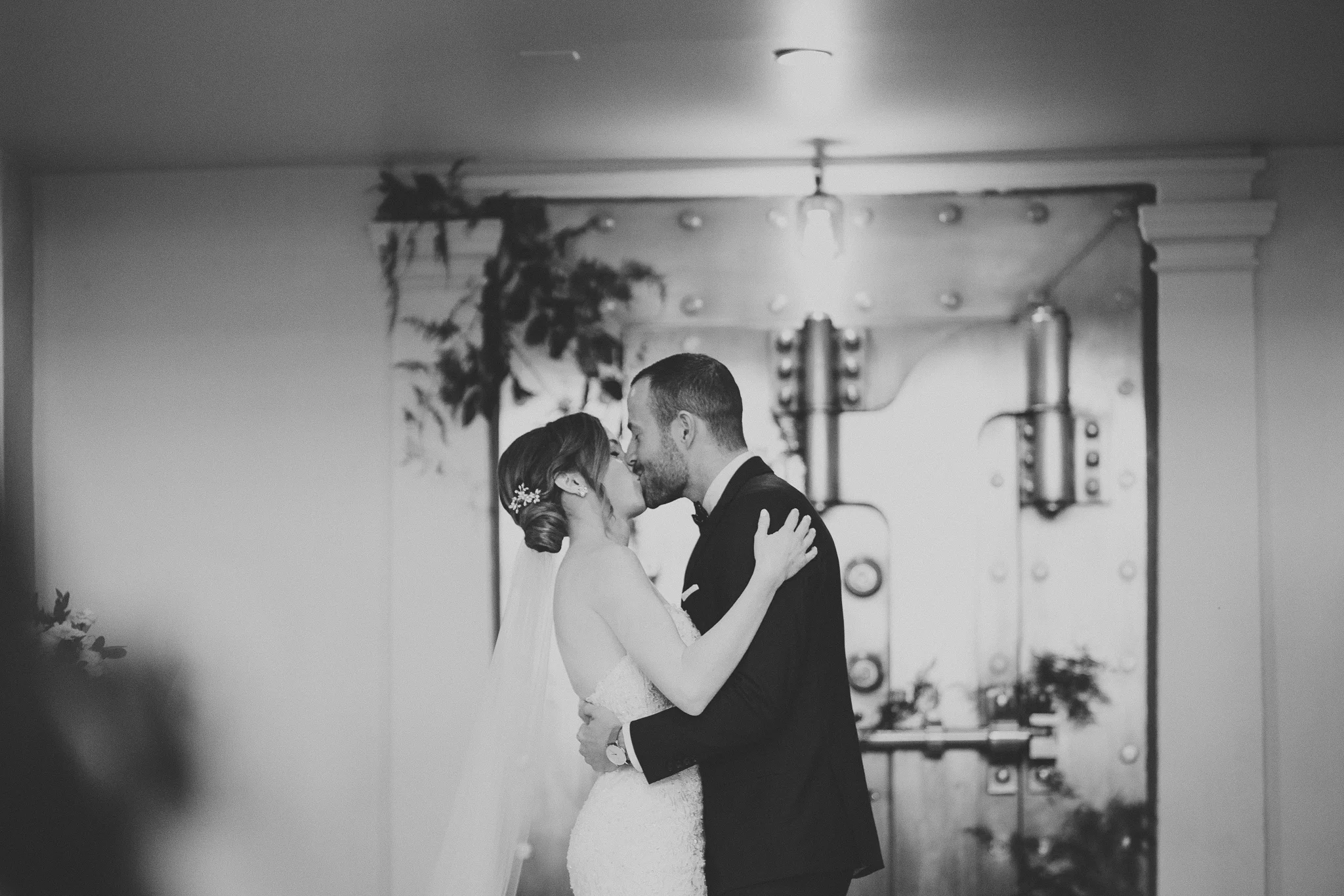 188-permanent-vancouver-wedding-courtneysteven-web-0316.jpg