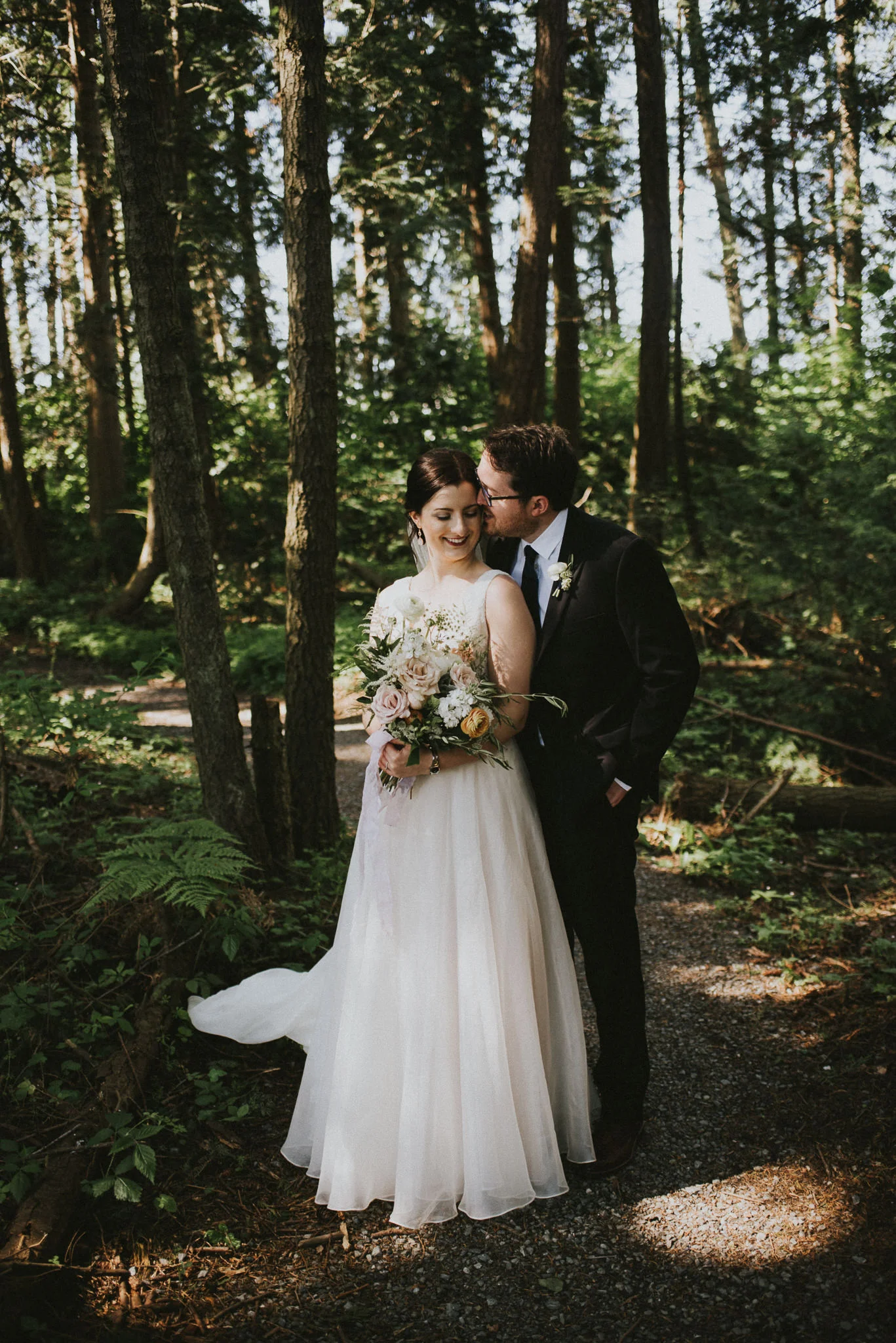 74-sea-cider-wedding-vancouver-island-stephian-web-2362.jpg
