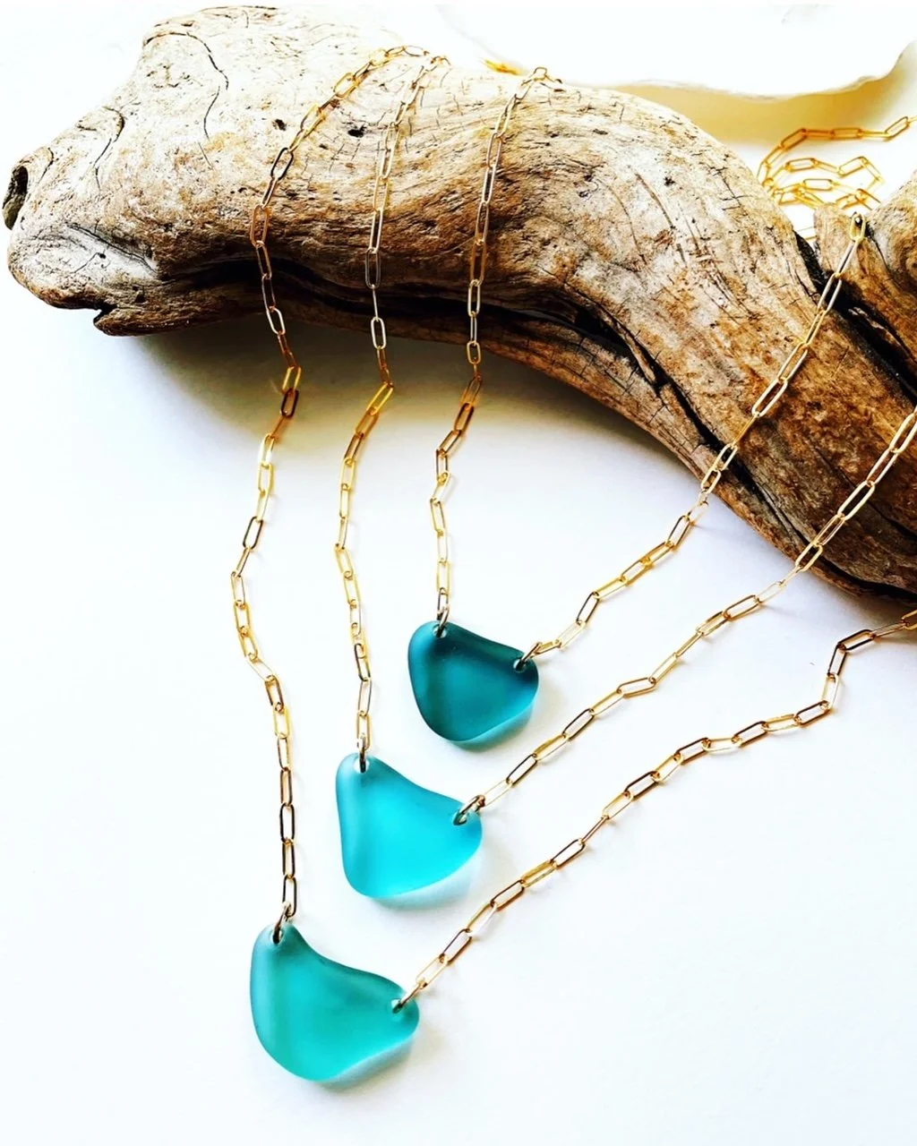 SEA GLASS BAR NECKLACE — SEA AND GLASS