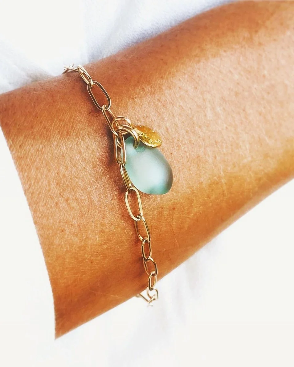 SEA GLASS LINK BRACELET — SEA AND GLASS