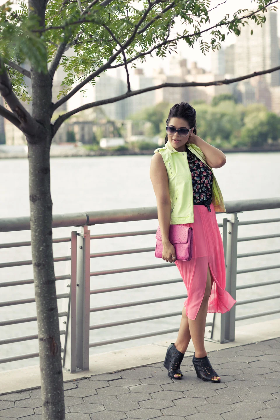 LOOK2_4