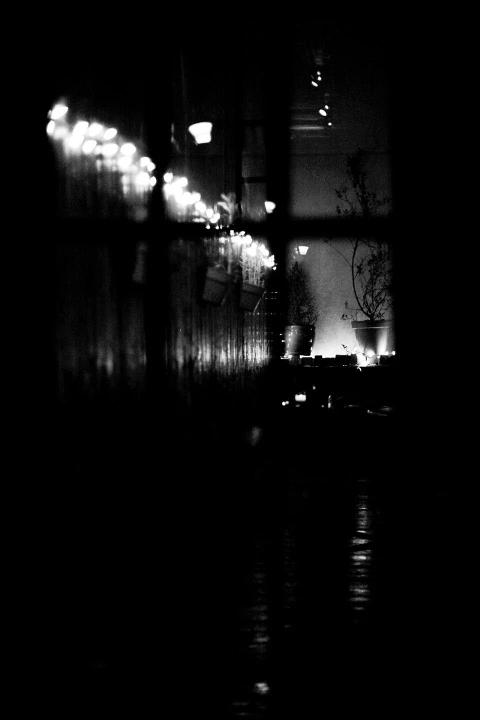 profresh-style-christina-topacio-zara-jacket-striped-shirt-ripped-jeans-eating-in-astoria-bloggers-and-friends-nyc-blogger-7