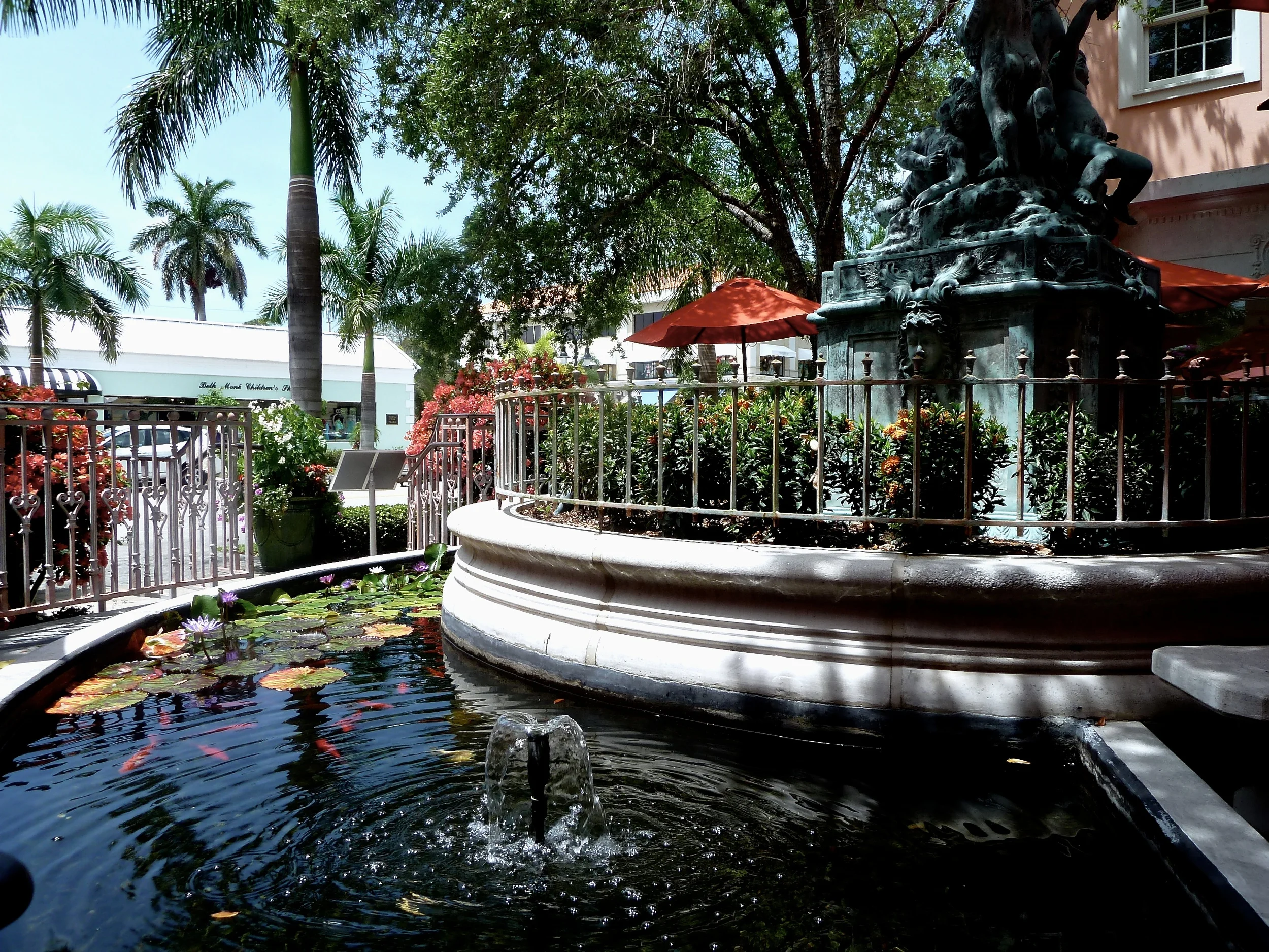 TST_Naples_photo.jpeg