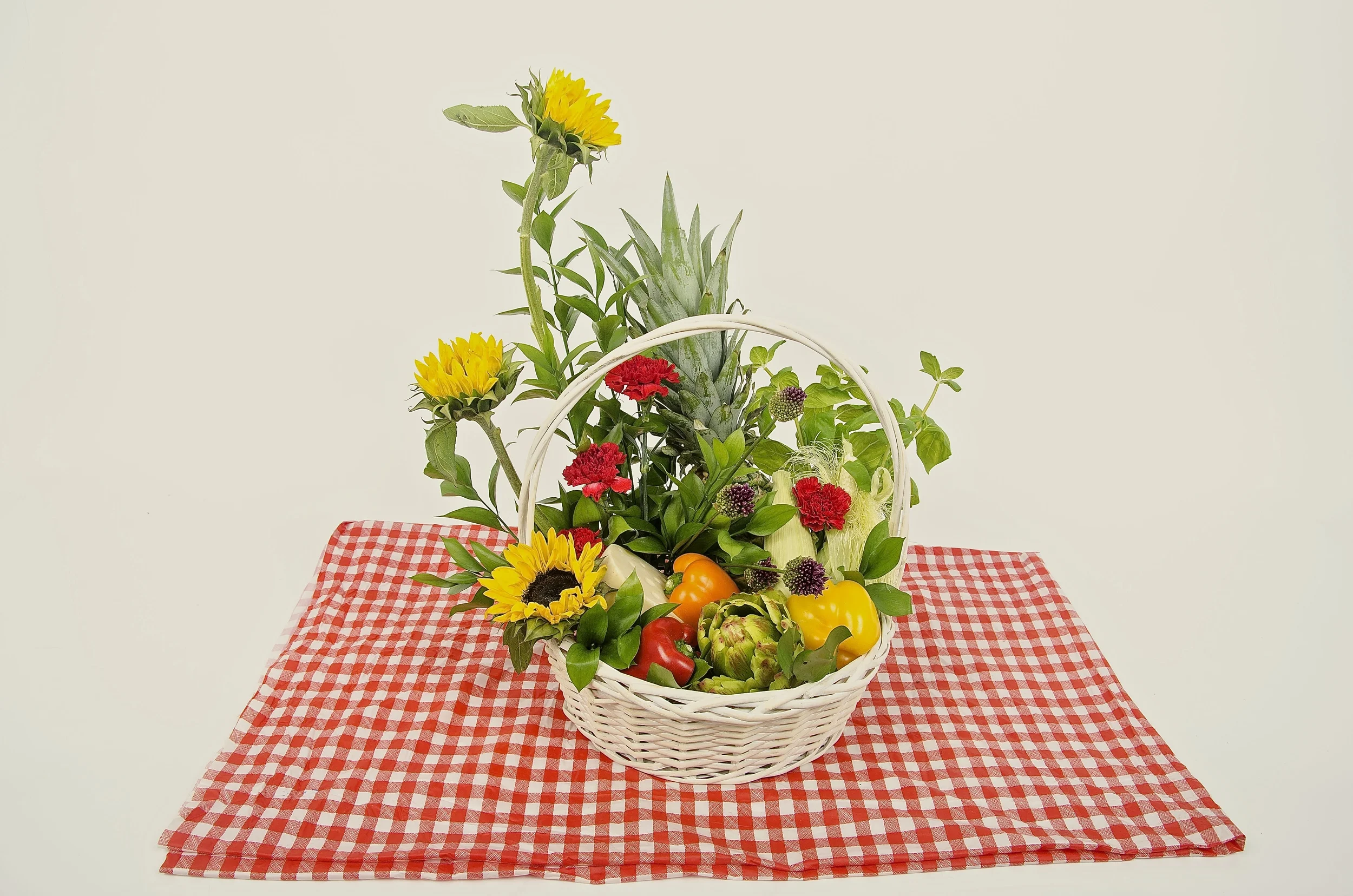 TST_FloralRecipe_Picnics_photo.jpeg