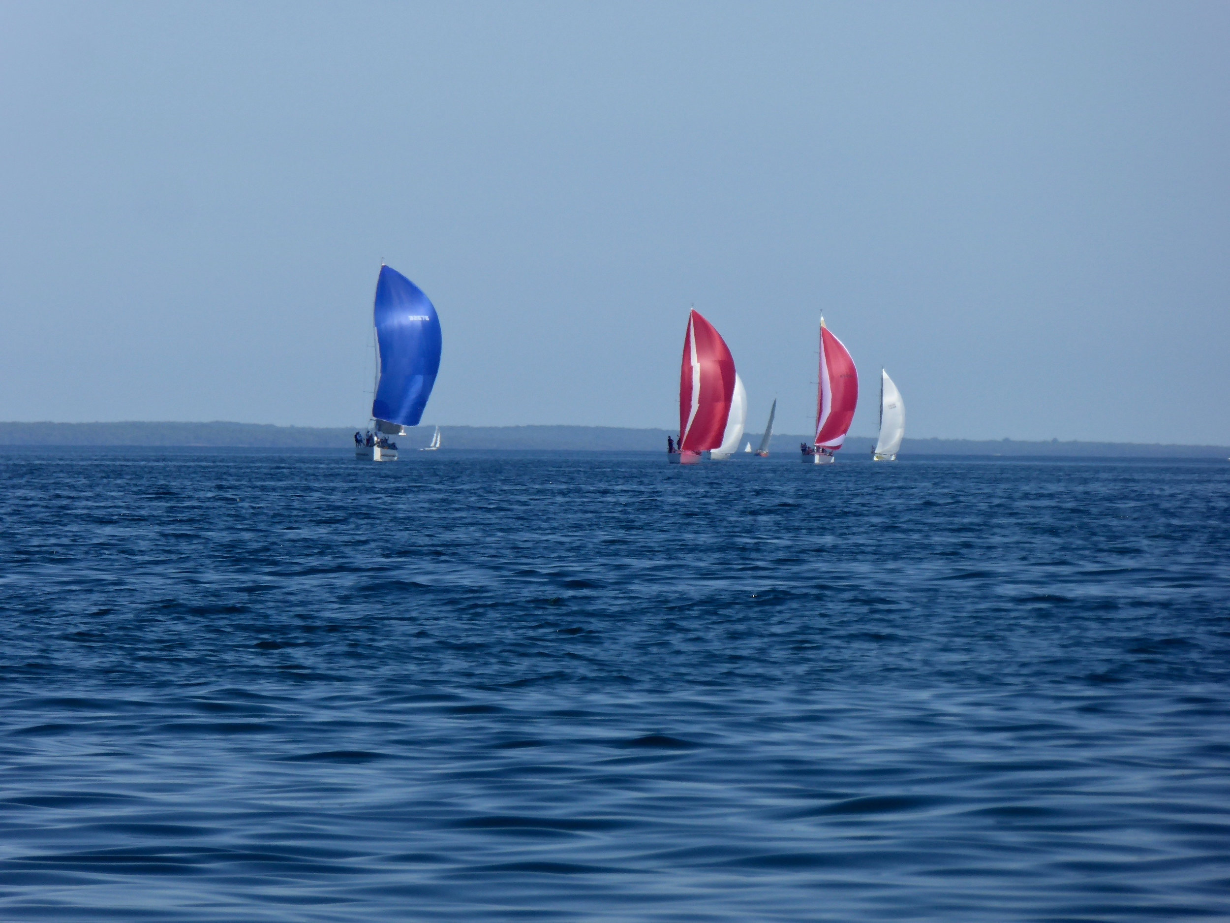 madelineisland_spinnakers_lakesuperior_cindi_spiritedtable_photo1.jpg