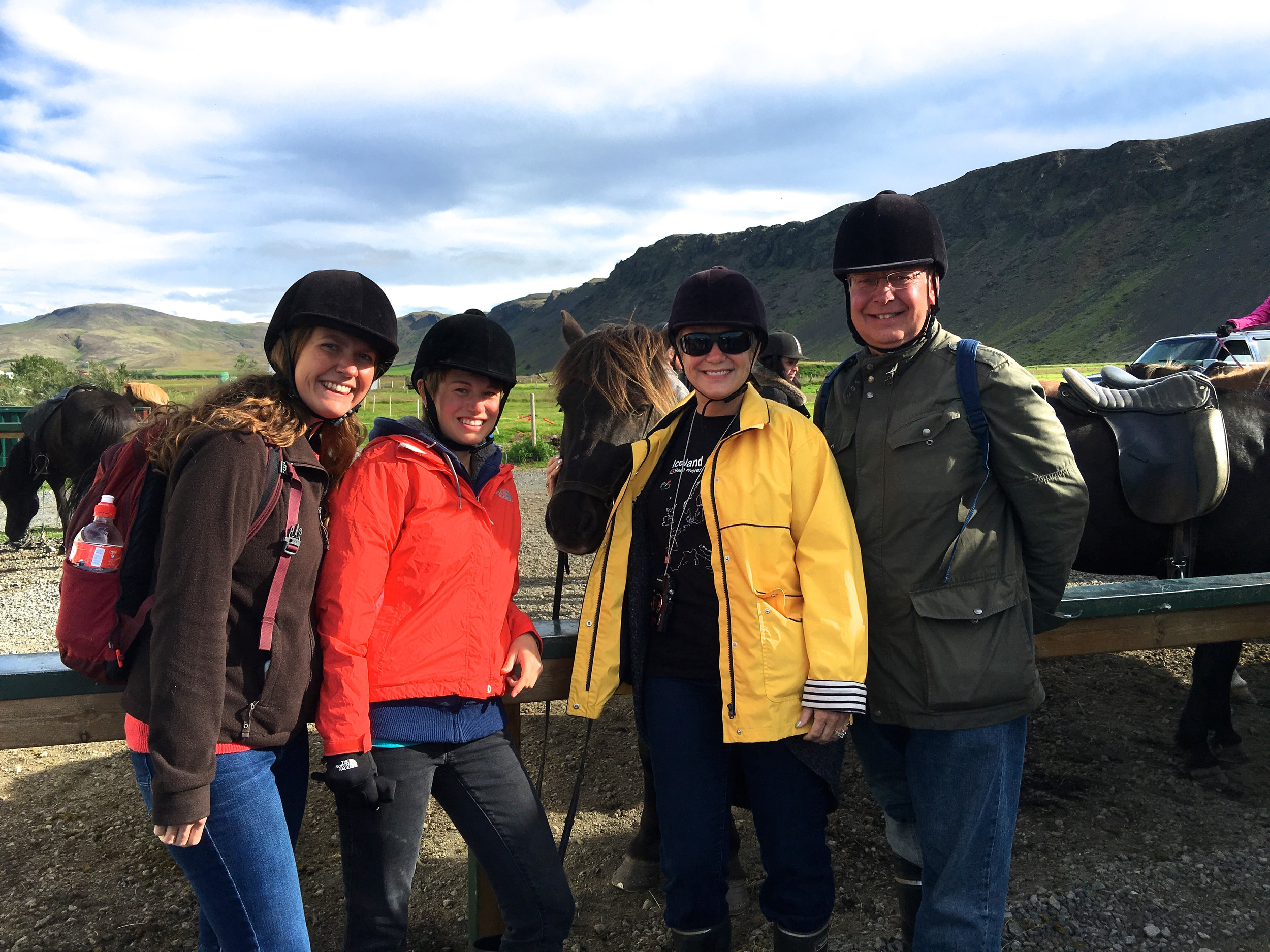 teri_horsebackriding+_Iceland_spiritedtable_photo6.jpg