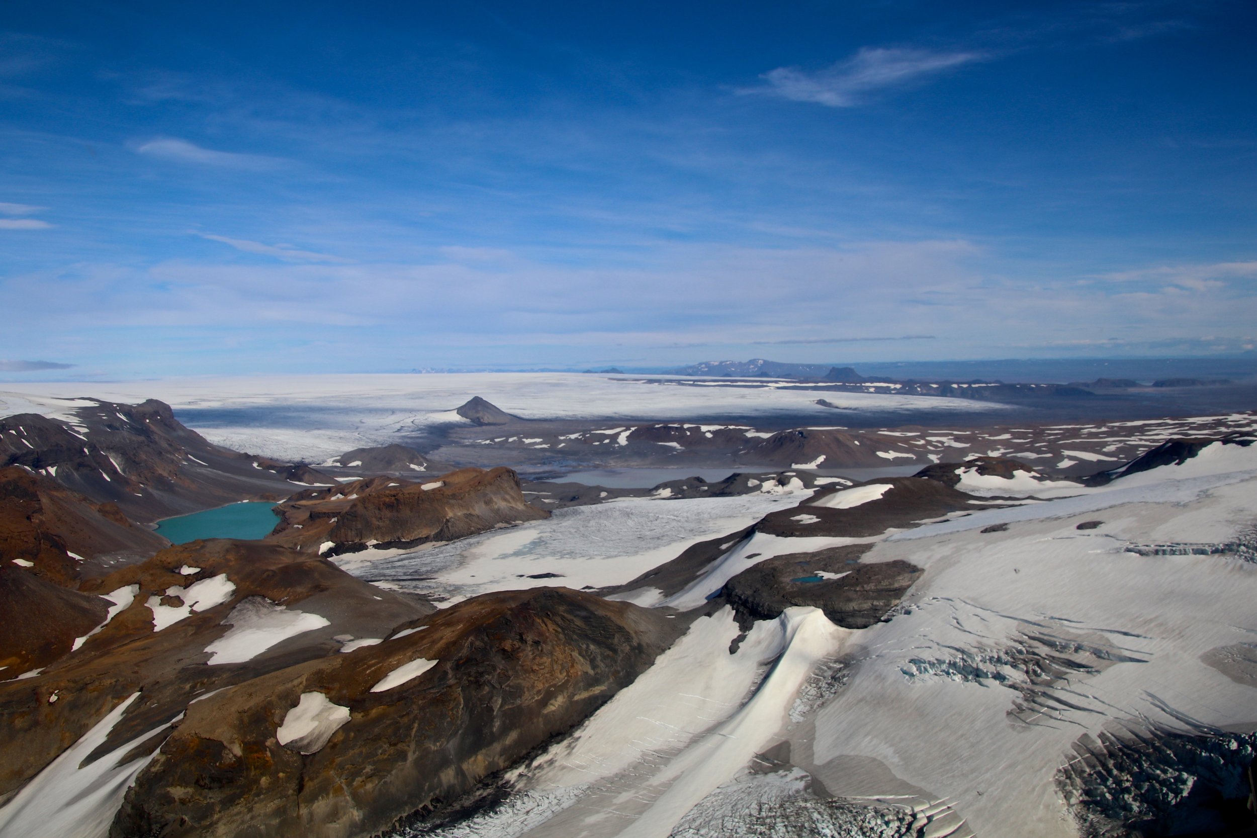 teri_iceland_helicopter_glacier_spiritedtable_photo6.jpg