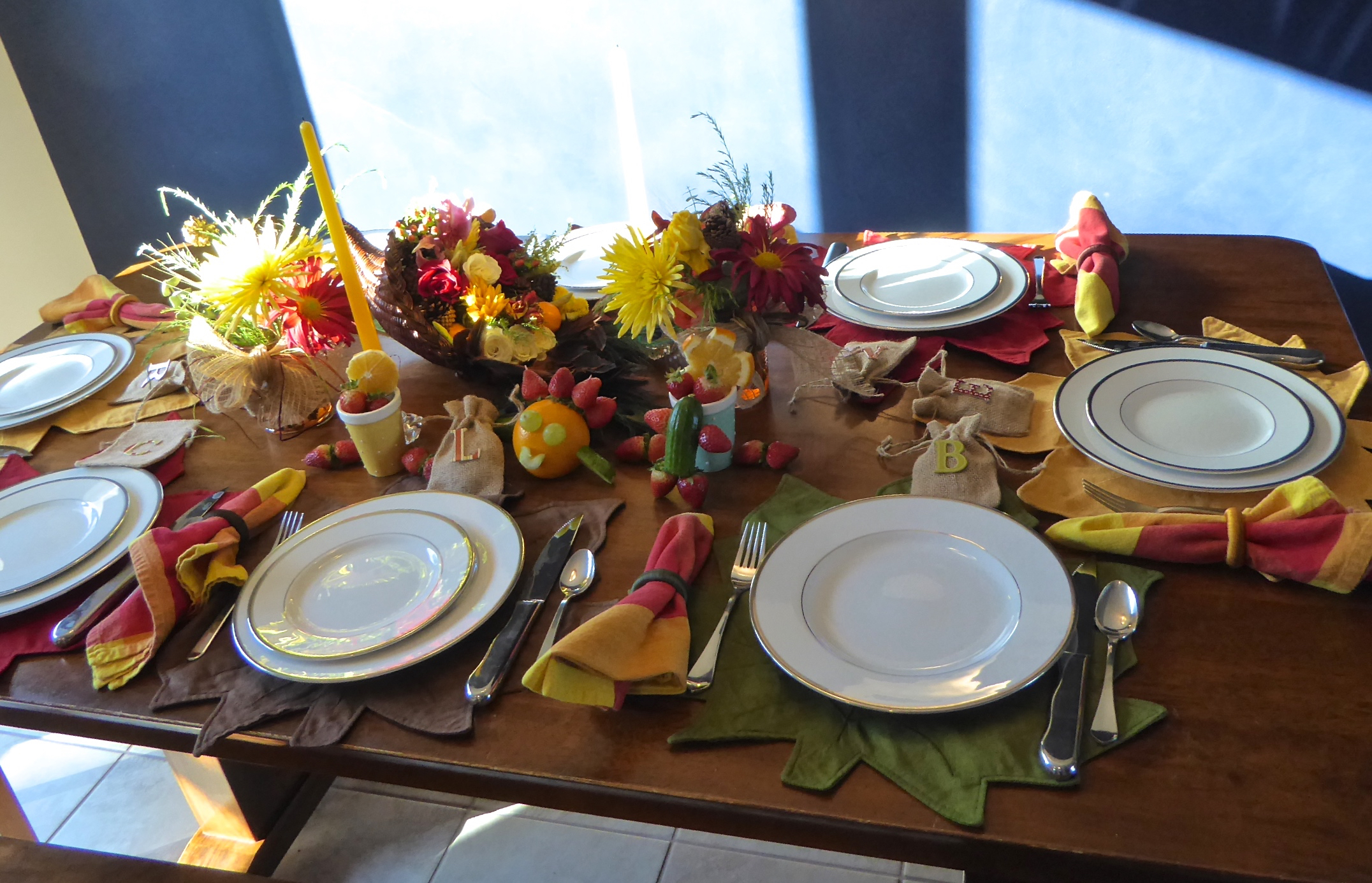 cindi_santabarbara_thanksgiving_kids_tablesettings_spiritedtable_photo.06.jpg