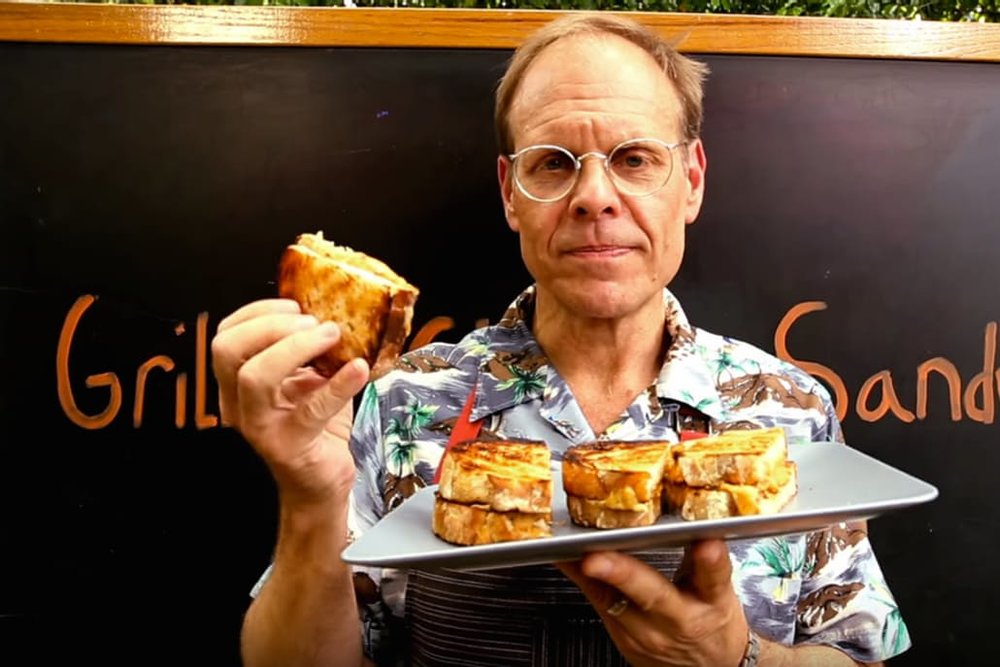 How to Make a Grilled Cheese like Alton Brown 