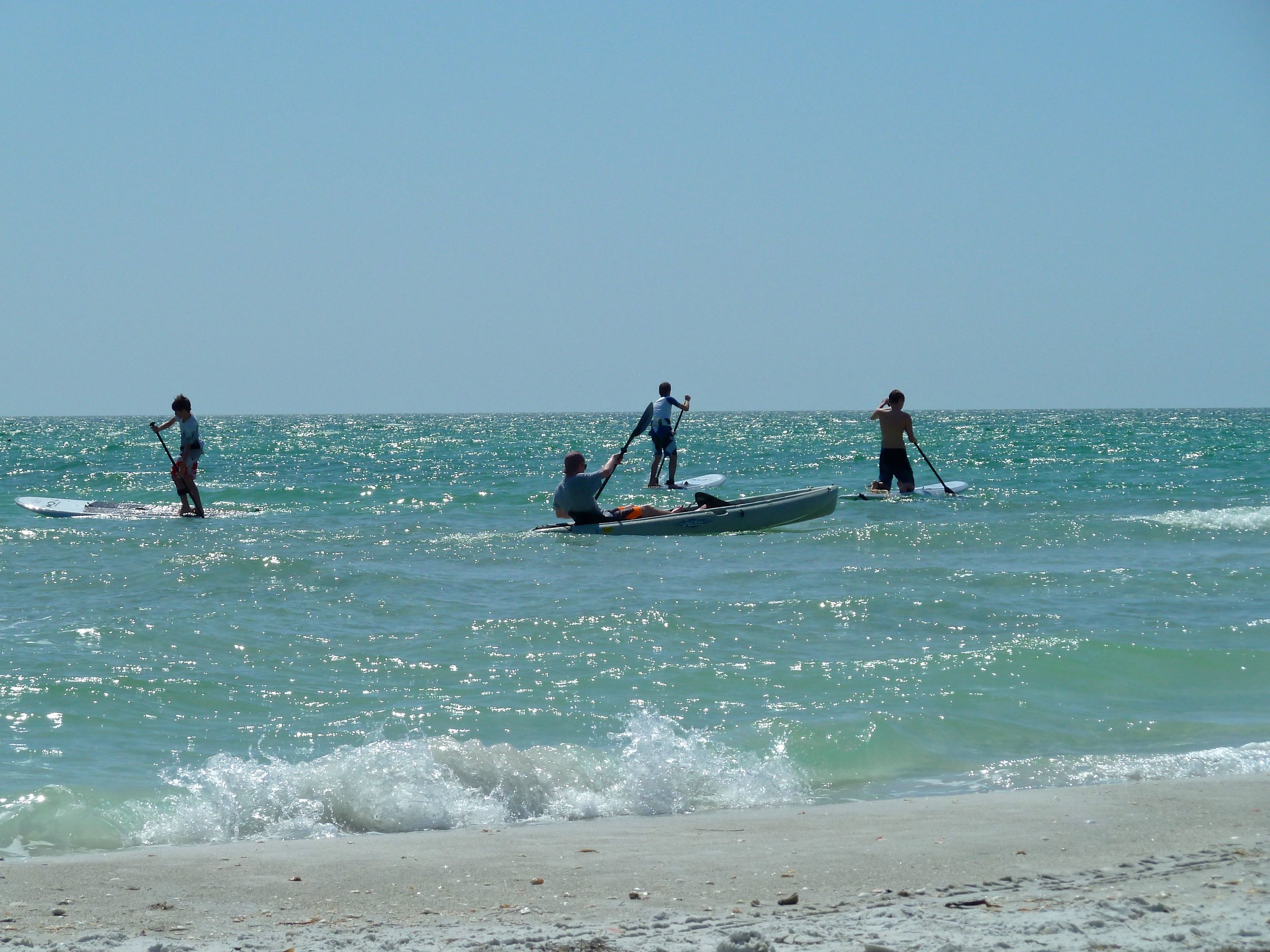 cindi_longboatkey_beach_paddleboards&canoes_spiritedtable_photo1.jpg