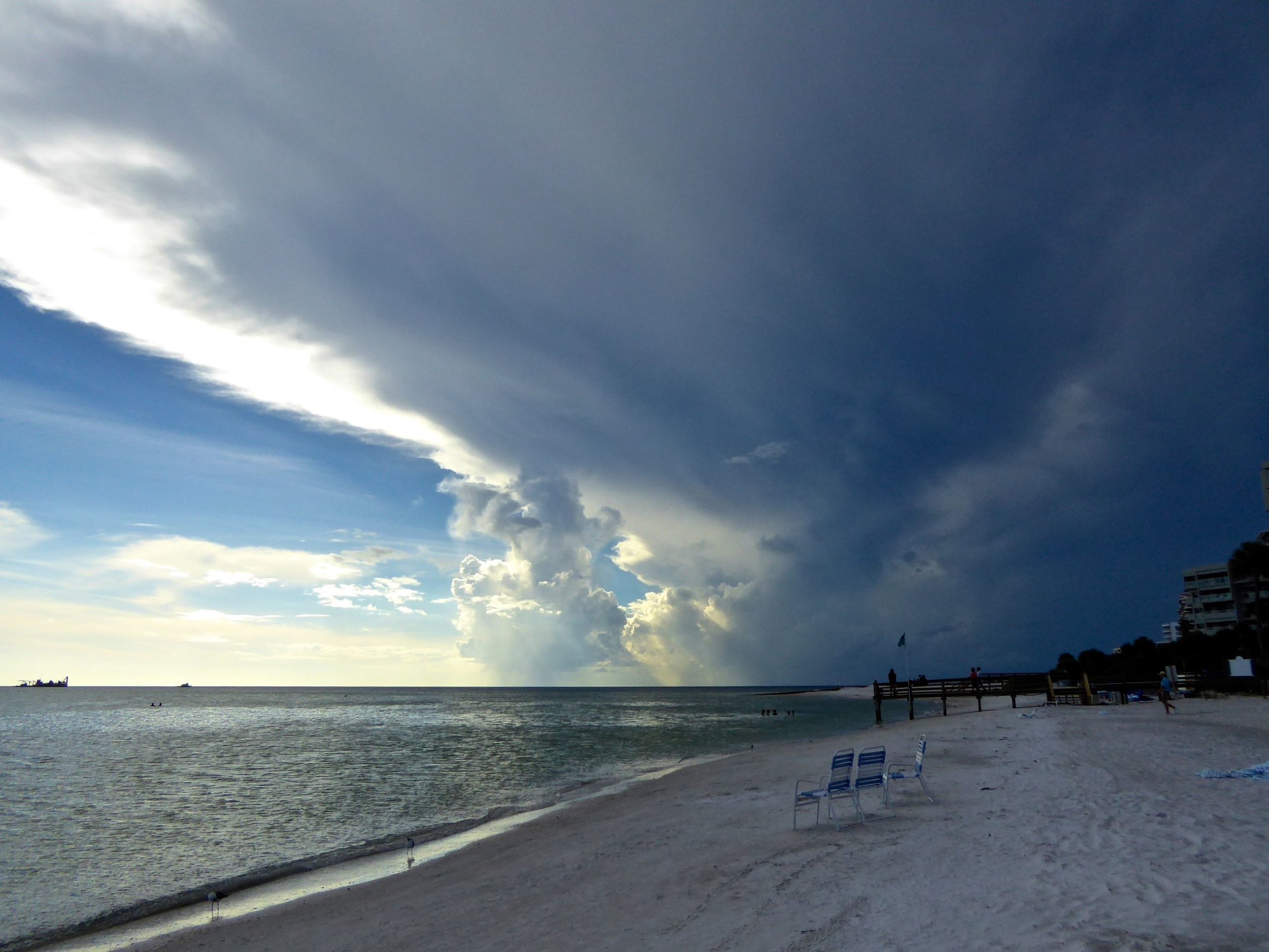 cindi_longboatkey_beach_stormclouds_spiritedtable_photo1.jpg