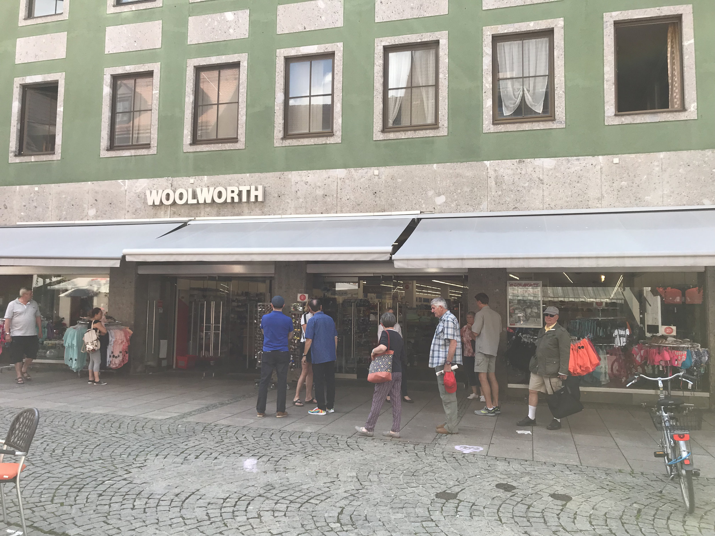 Teri_Day2_Castles_Germany&Austria_spiritedtable_photo18.jpg