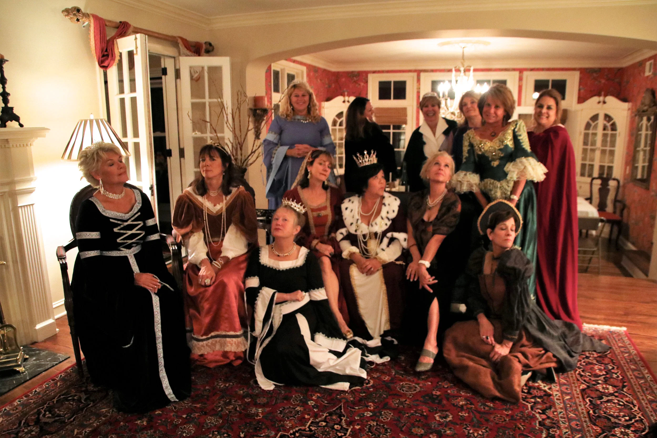 teri_lg_Laura_W3BookClub_OtherBoleynGirl_spiritedtable_photo2.jpg
