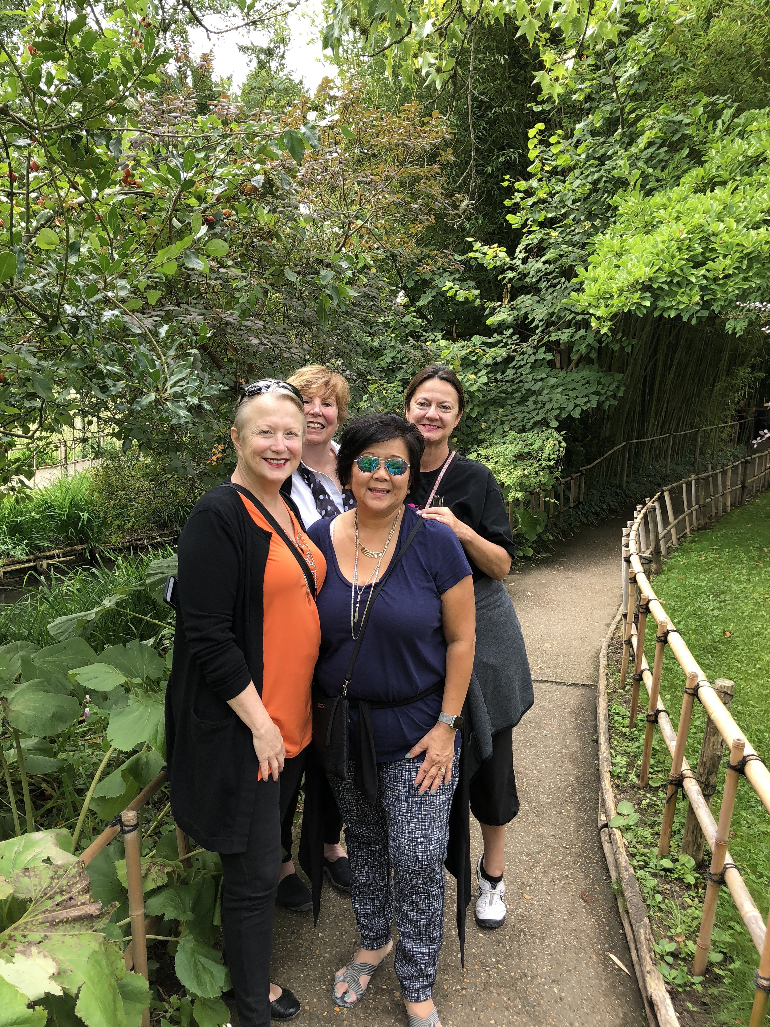 teri_Paris_laura'sbd_monet_giverny_l'orangerie_spiritedtable_photo44.jpg