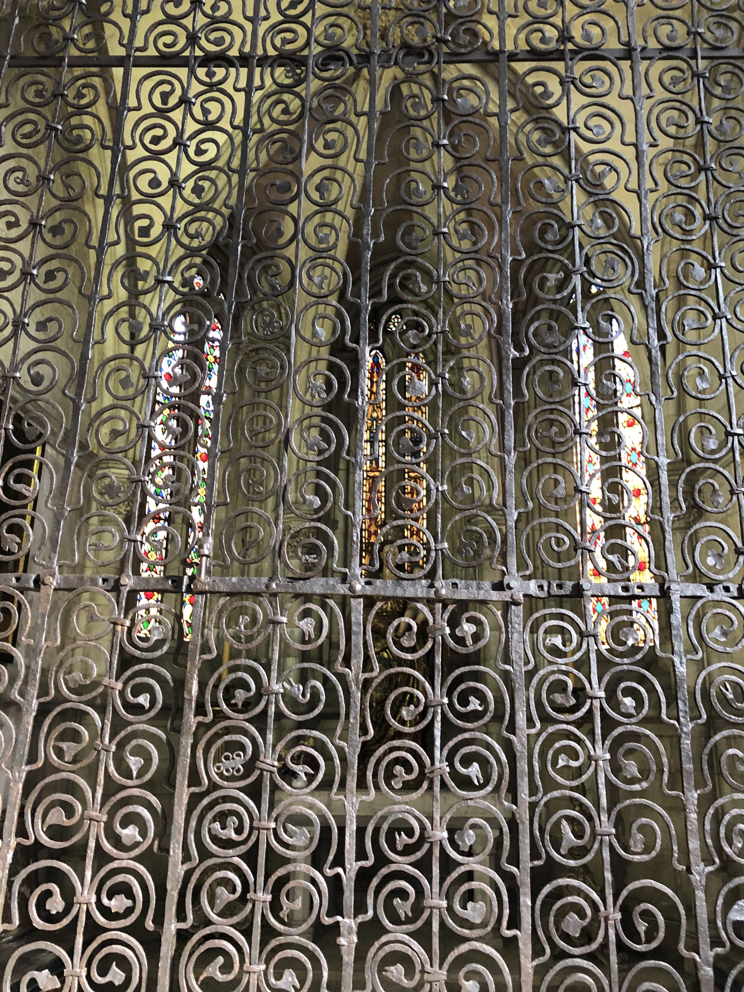 teri_lisbon_portugal_cathedral_spiritedtable_photo14.jpg