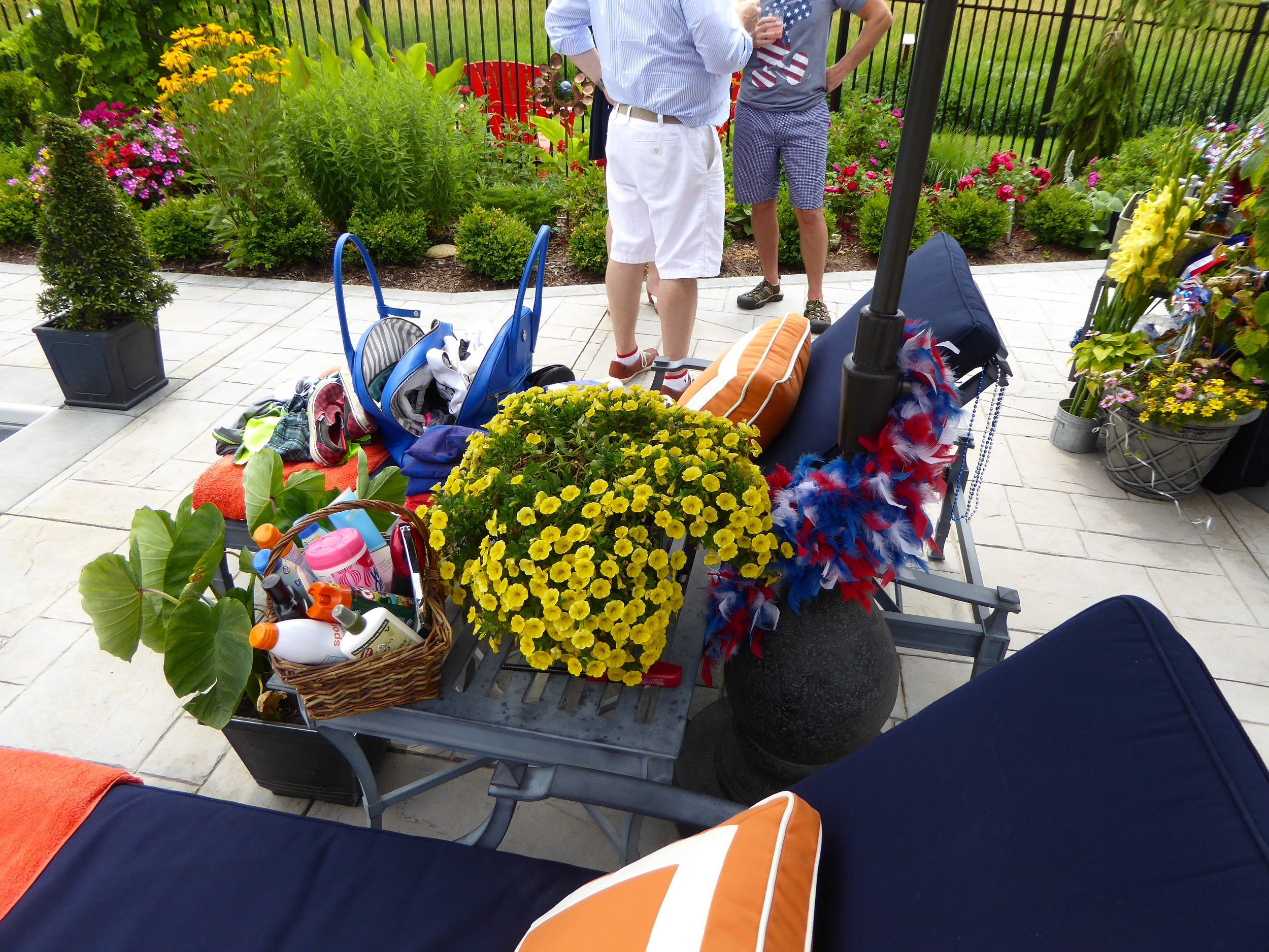 cindi_mike:scott_4thofJuly_spiritedtable_photo2.jpg