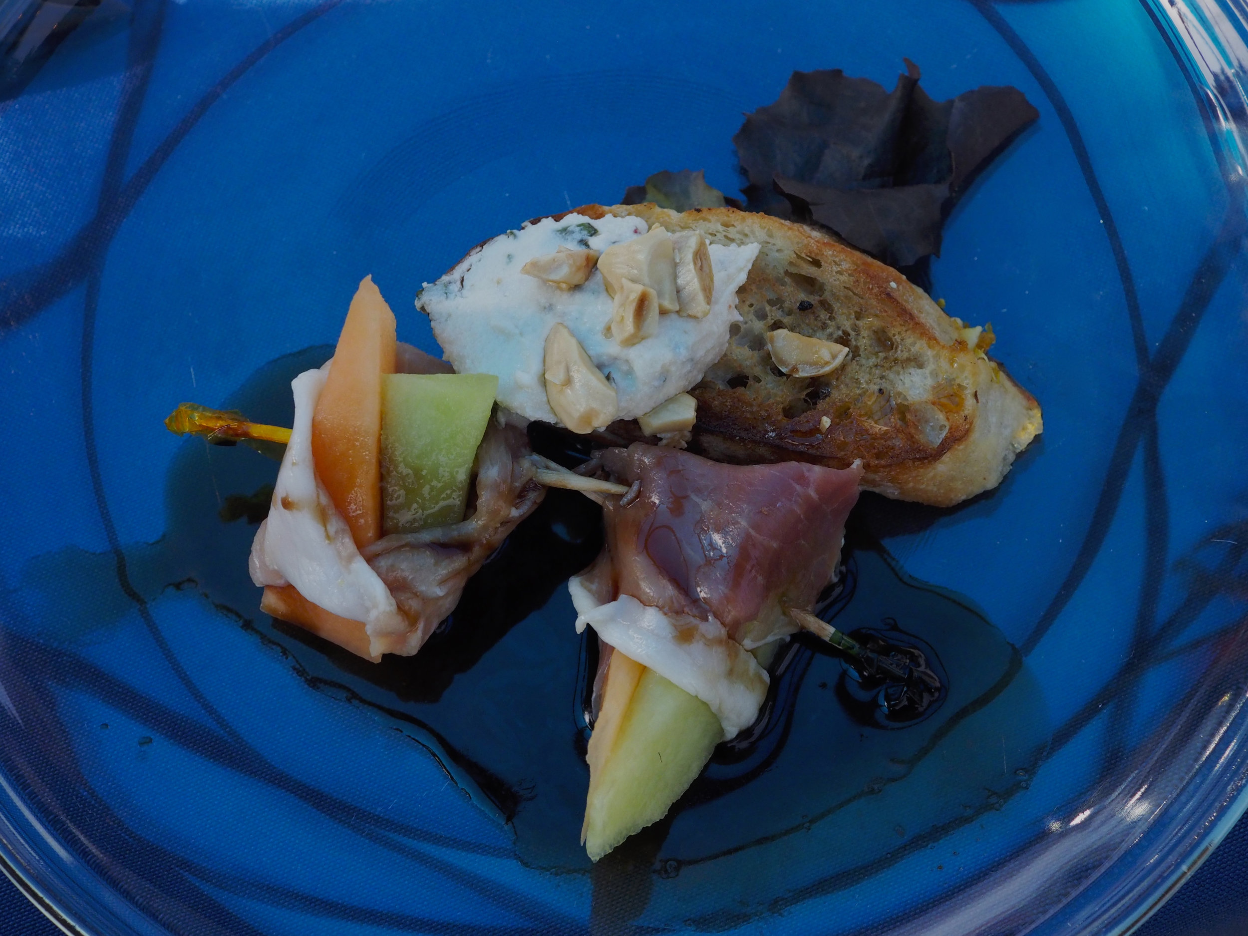 mike:scott_prosciutto:melon_app_winedinner_spiritedtable1.jpg