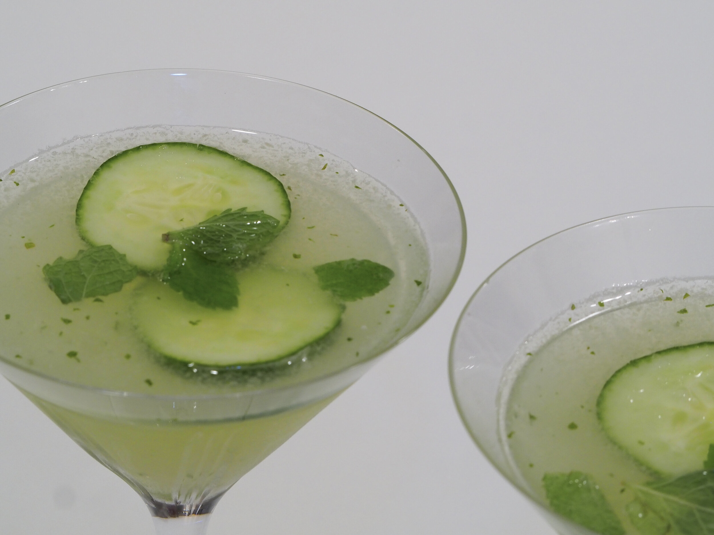 cindi_JaisalmerGinCucumberMintGimlet_spiritedtable_photo1.jpg