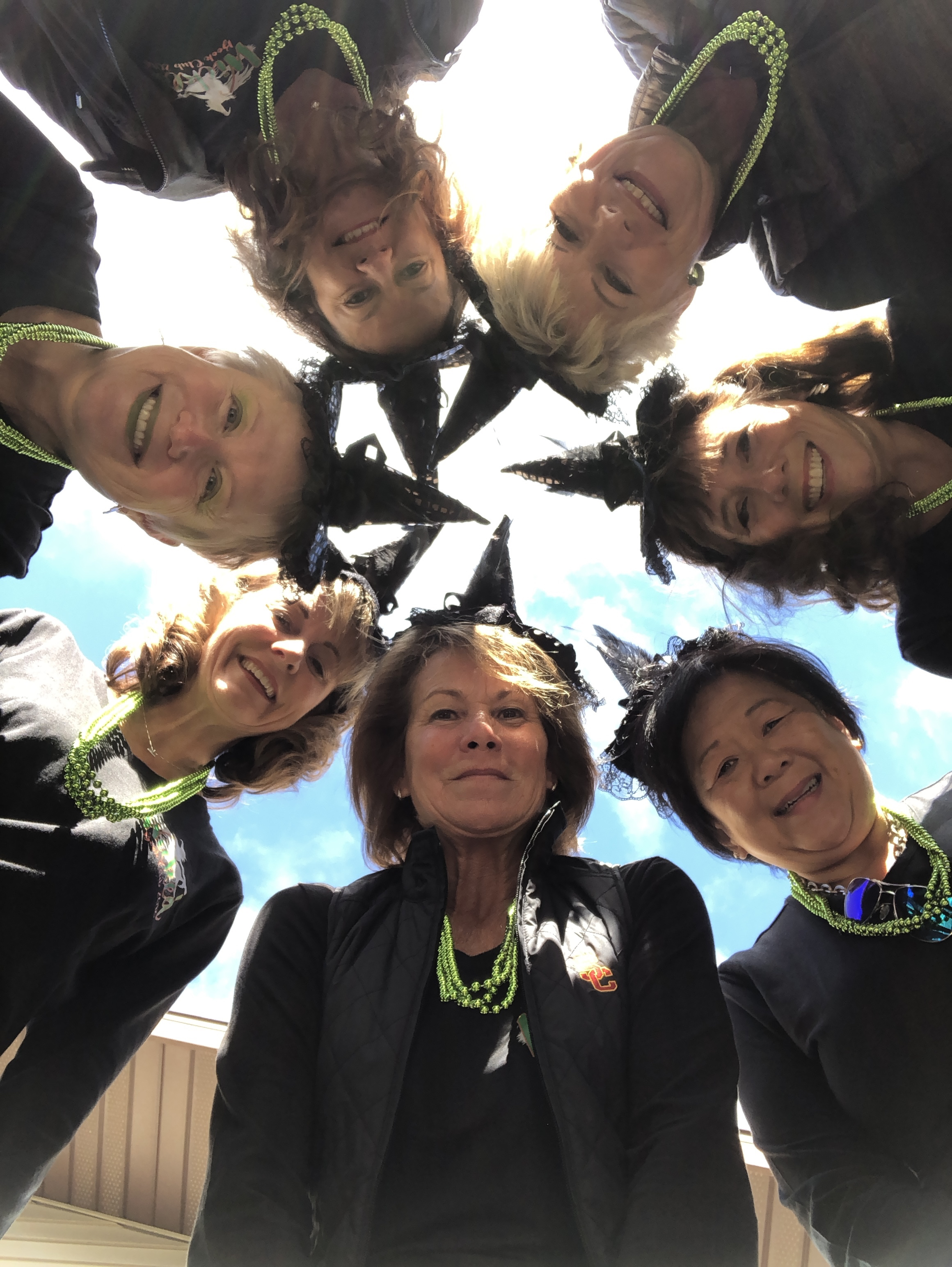 teri_w3bookclub_Wicked_halloween_spiritedtable_photo44.jpg