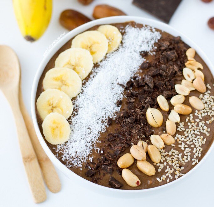 Chocolate PBB Smoothie Bowl