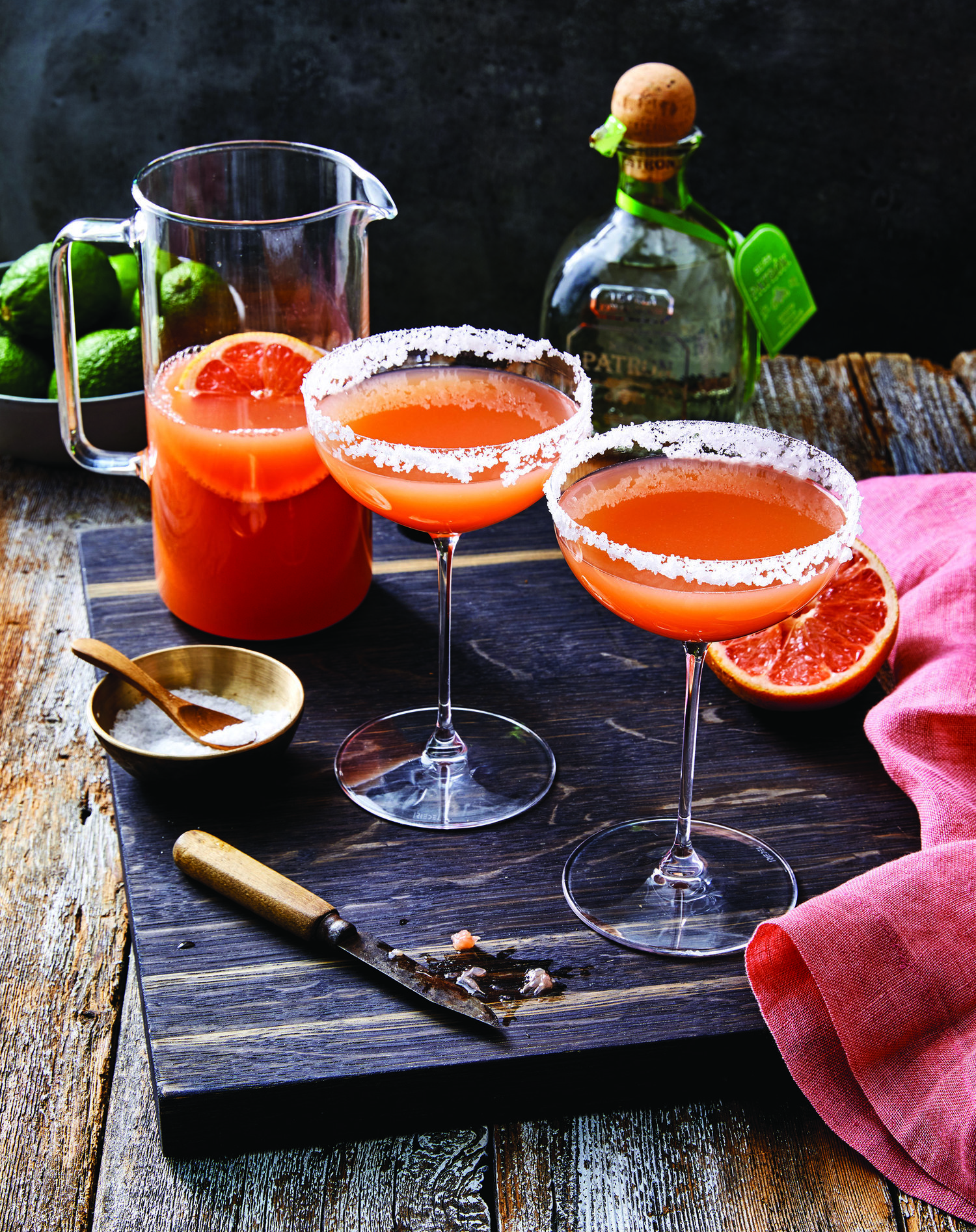 Sparkling Grapefruit Mimosa Cocktails for a Crowd