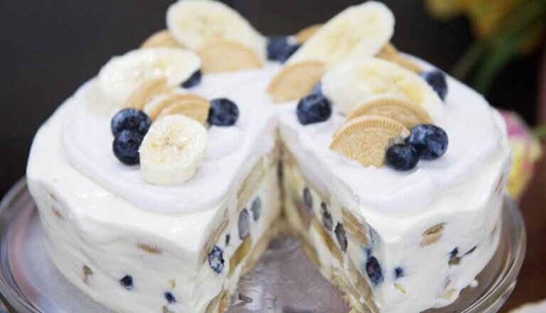 No Bake Blueberry Banana Ice Box Cake