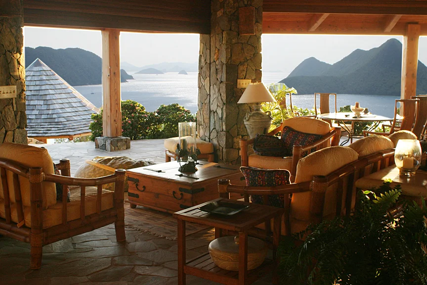 LittleThatch_LivingRoom.jpg