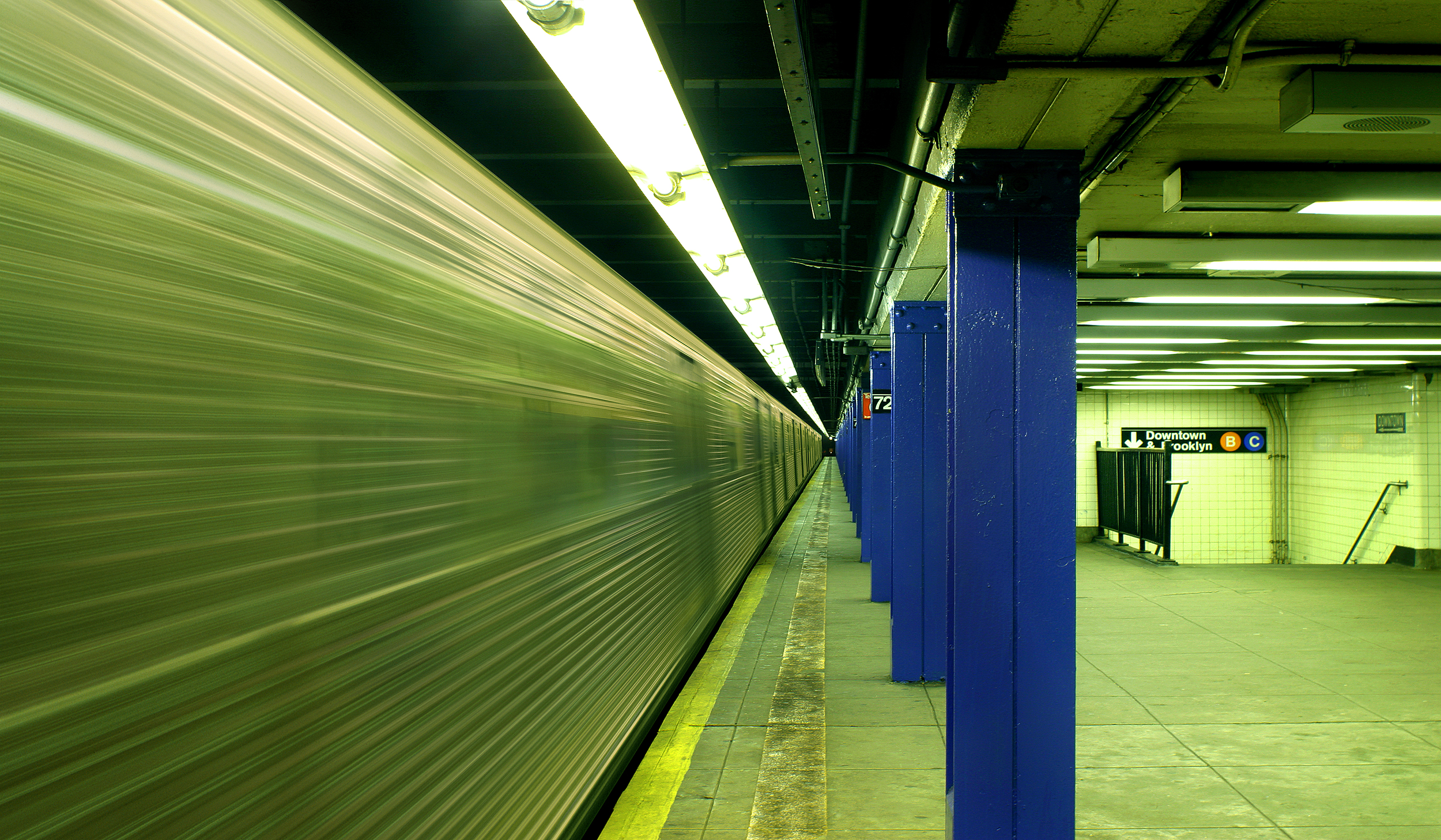 VSP-NYC Subway72-CRW_3121_RT16.jpg