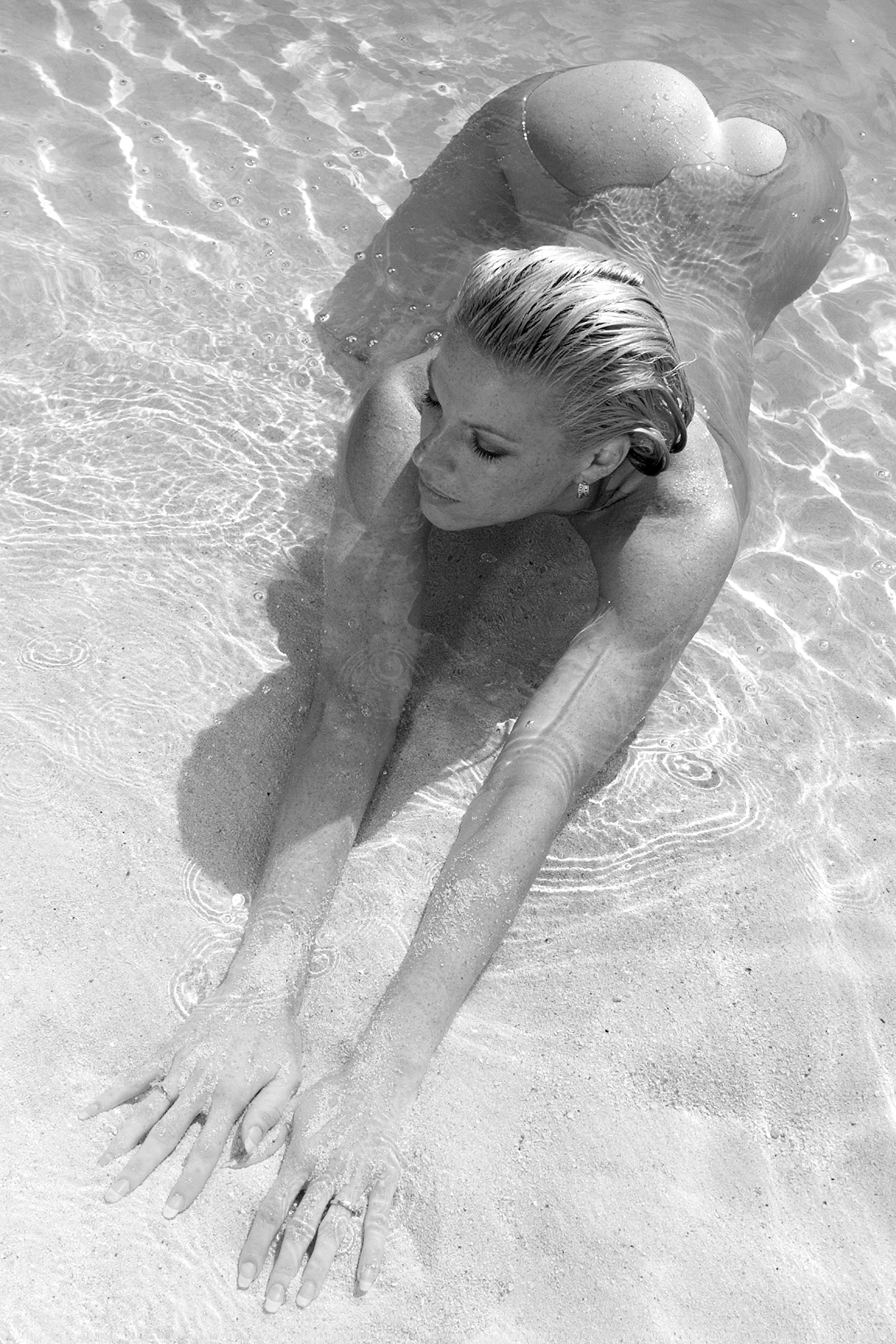 VSP-nude-BH860658.jpg