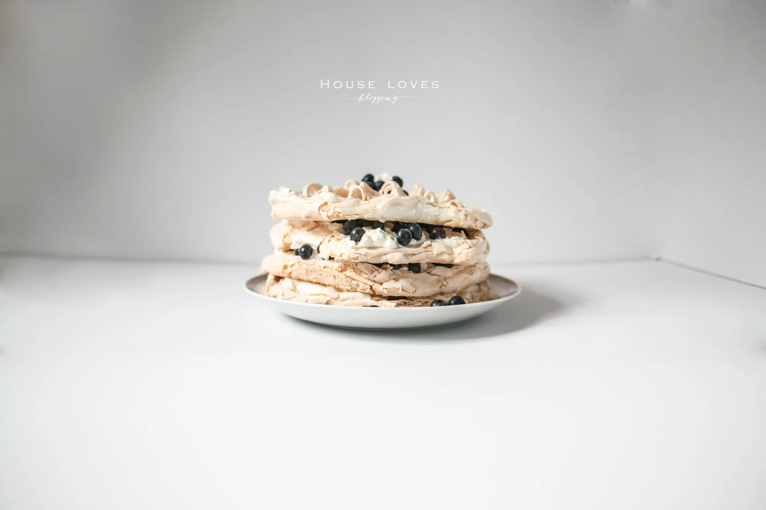 Torcik Bezowy // Meringue Cake