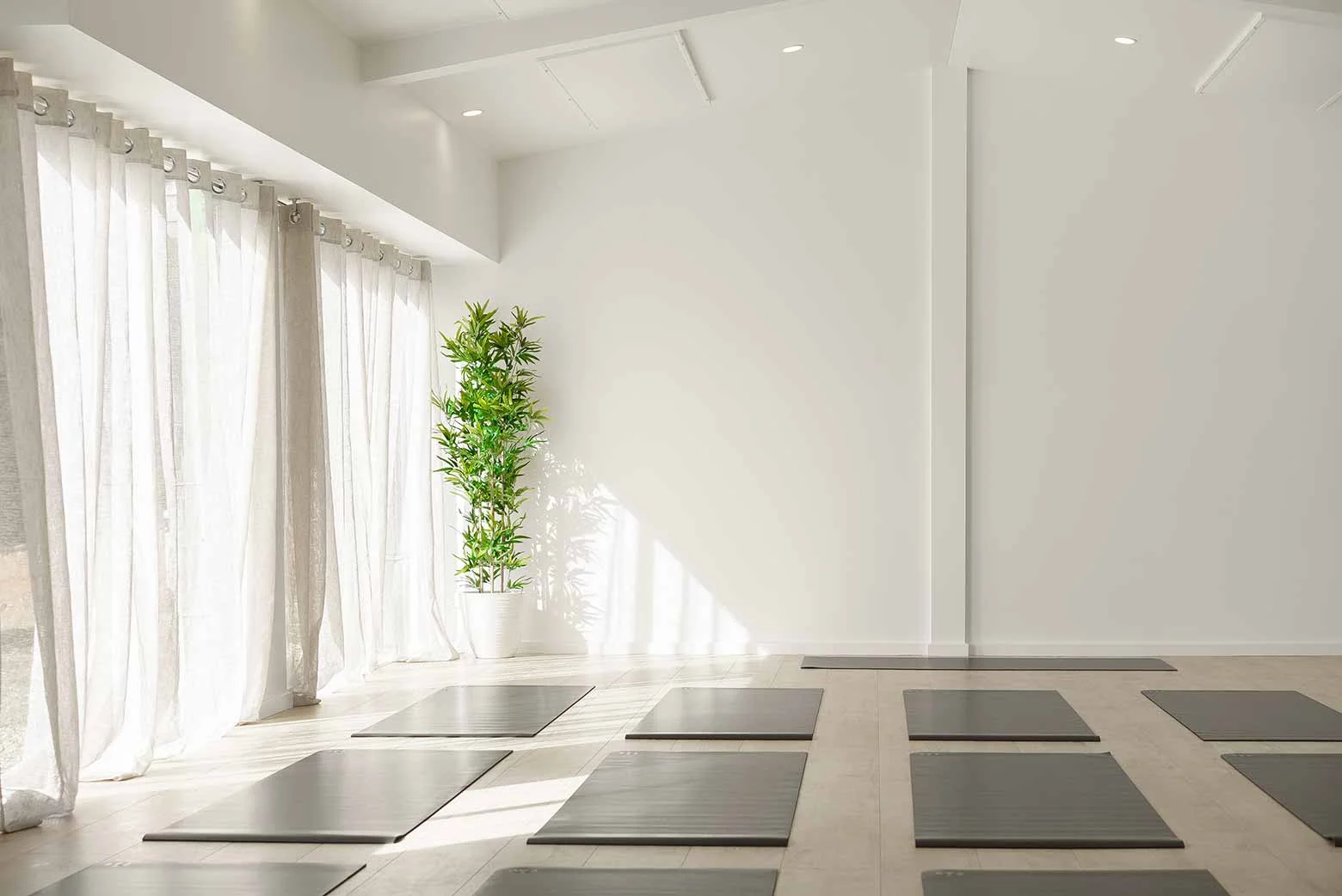 Soul-Full-Winter-Retreat-Yoga-Corner-2019-Studio.jpg