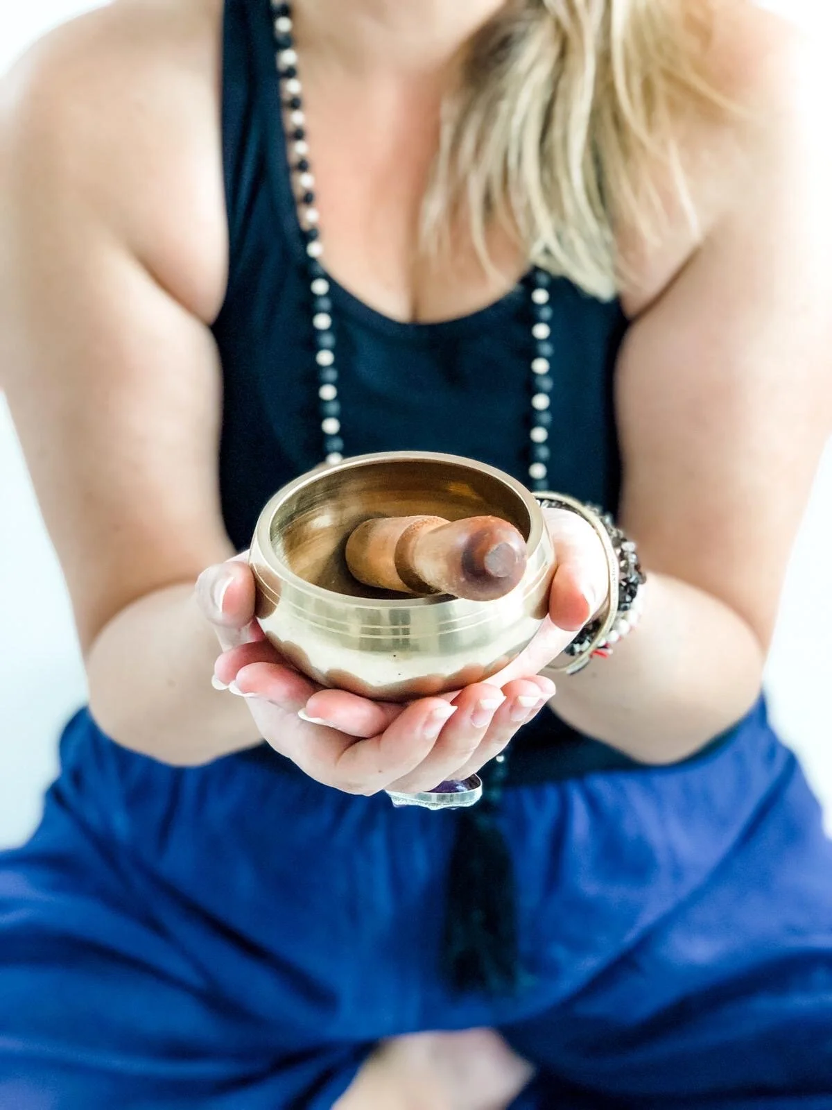 🌕 Full Moon Sound Healing with Lydia 