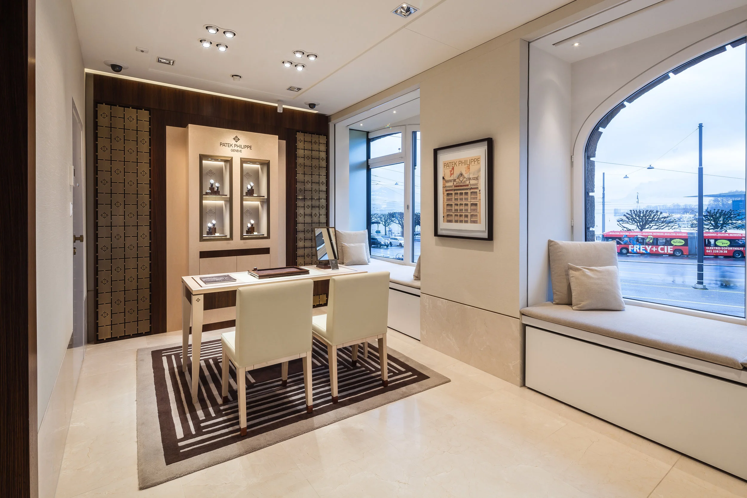 gübelin_patek_luzern_final_001.jpg