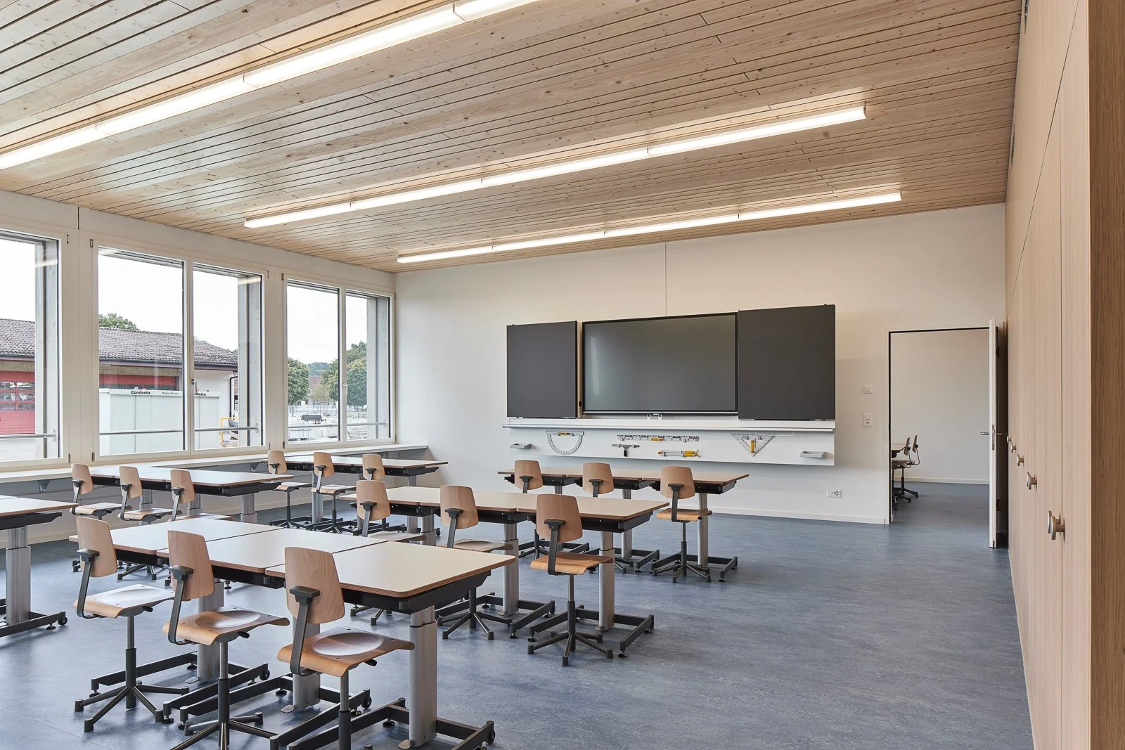 Schulhaus_Niederbuchsiten_web_014.jpg