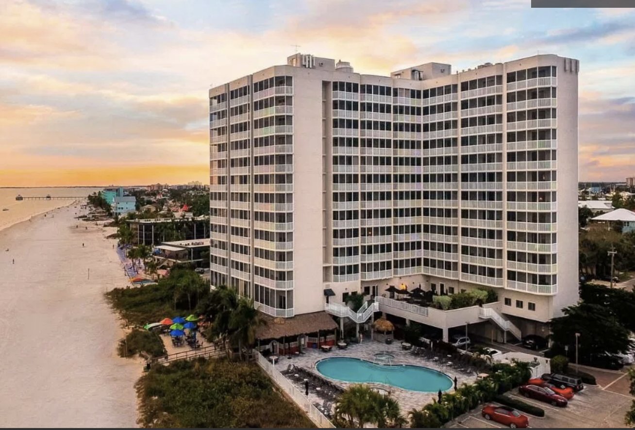 Diamondhead Beach Resort, Fort Myers Beach, FL