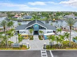 Slipaway Food Truck Park & Marina, Cape Coral, FL
