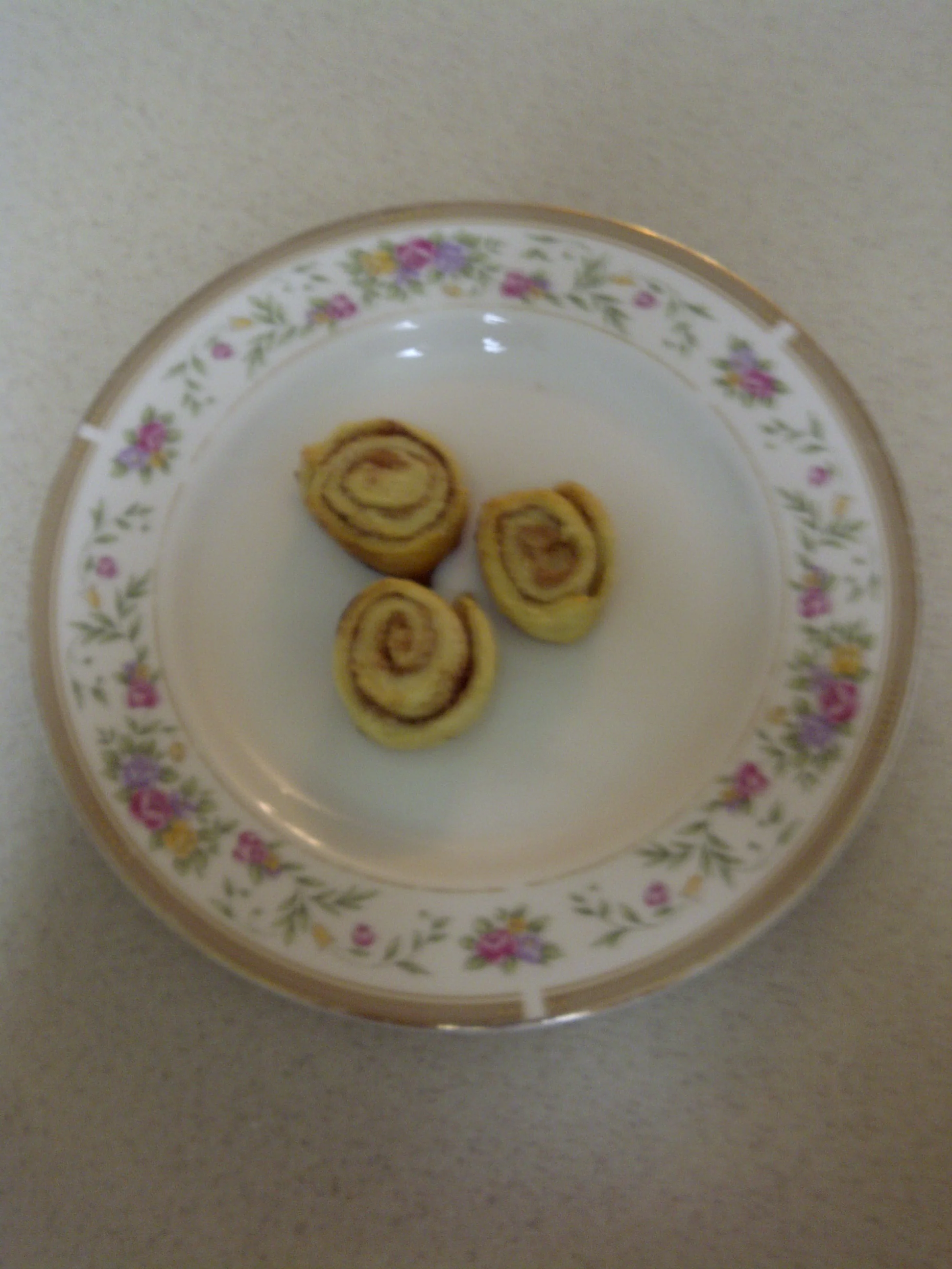  I’d roll it, smear on a layer of butter, sprinkle on sugar and cinnamon, roll the dough into a long tube, cut it into bite-sized pieces and bake. We call these pie-twists. I taught my daughter to make them. And yesterday, Mimi and I used the last of the dough to make pie-twists, too. It’s what we do.
