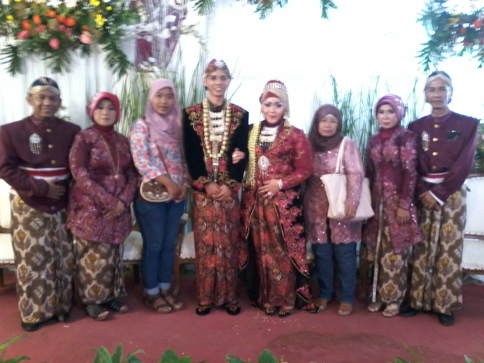 Andrea is 3rd from the left; Rustani 3rd from the right. 