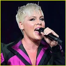 Pink Pop Star.jpg