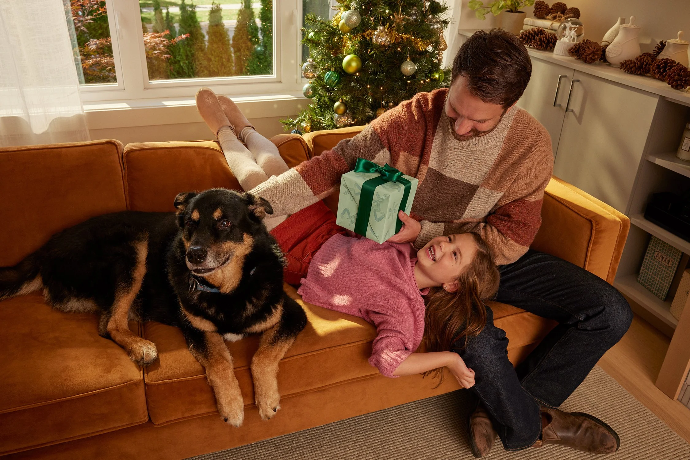AfterPay_NA-UK_Holiday_13_GiftsForHim_01539.jpg