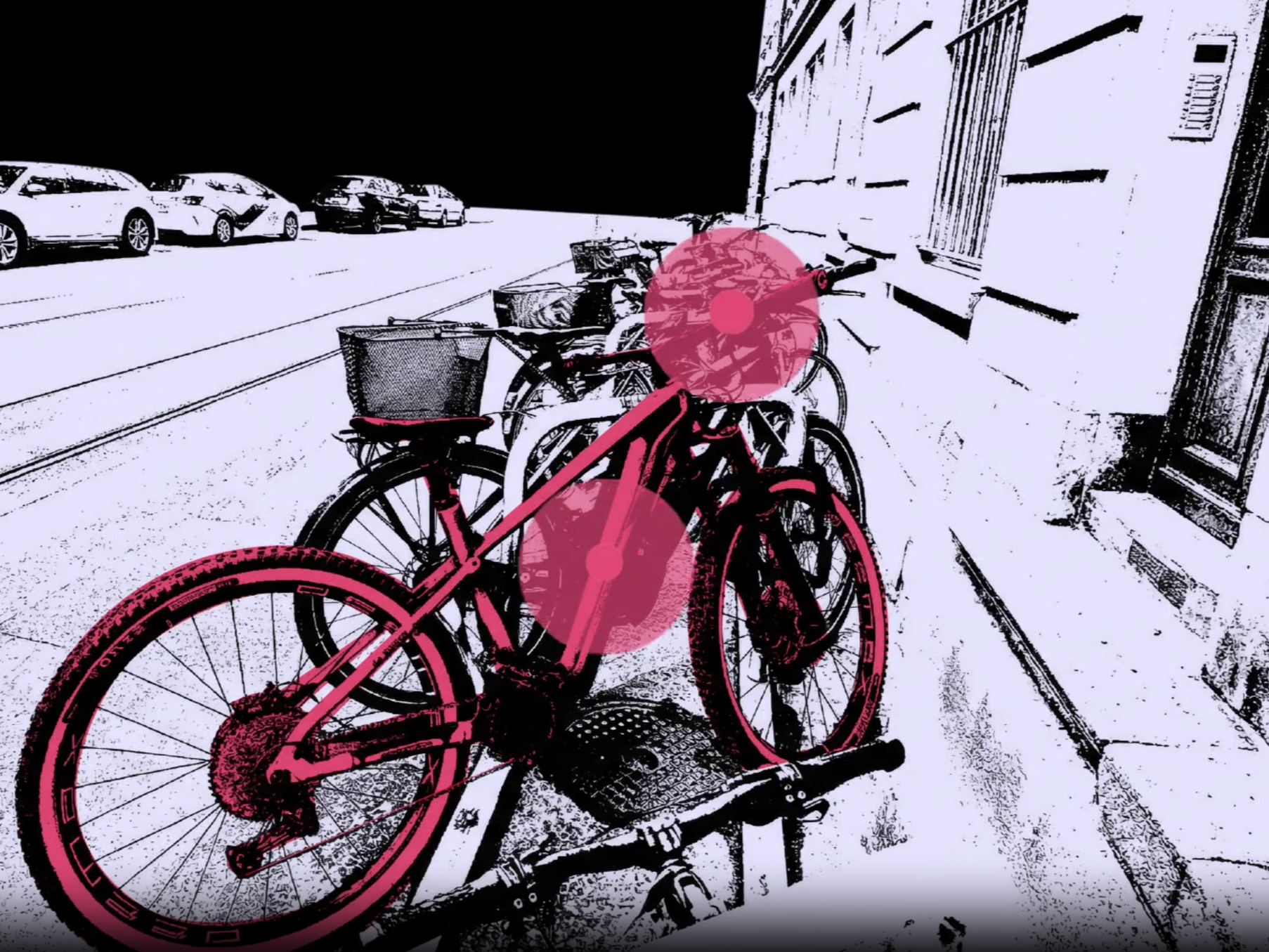    Im Netz der Velomafia    Auf Schweizer Strassen wimmelt es von teuren E-Bikes – jeden Tag werden Hunderte gestohlen. Wer sind die Diebe, und wohin werden die Velos verkauft?   Wir haben E-Bikes mit Sendern ausgestattet und ihre Verfolgung aufgenom