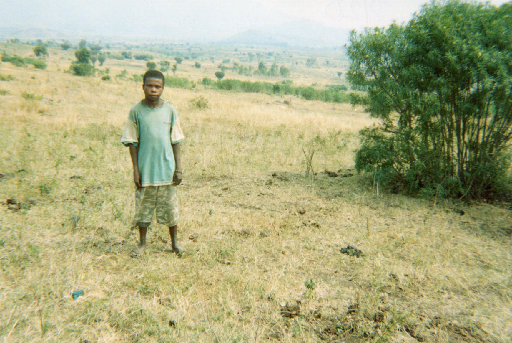  This photo shows how children who have left armed groups become isolated from their communities and how after their liberation they are often left without support. &nbsp;  