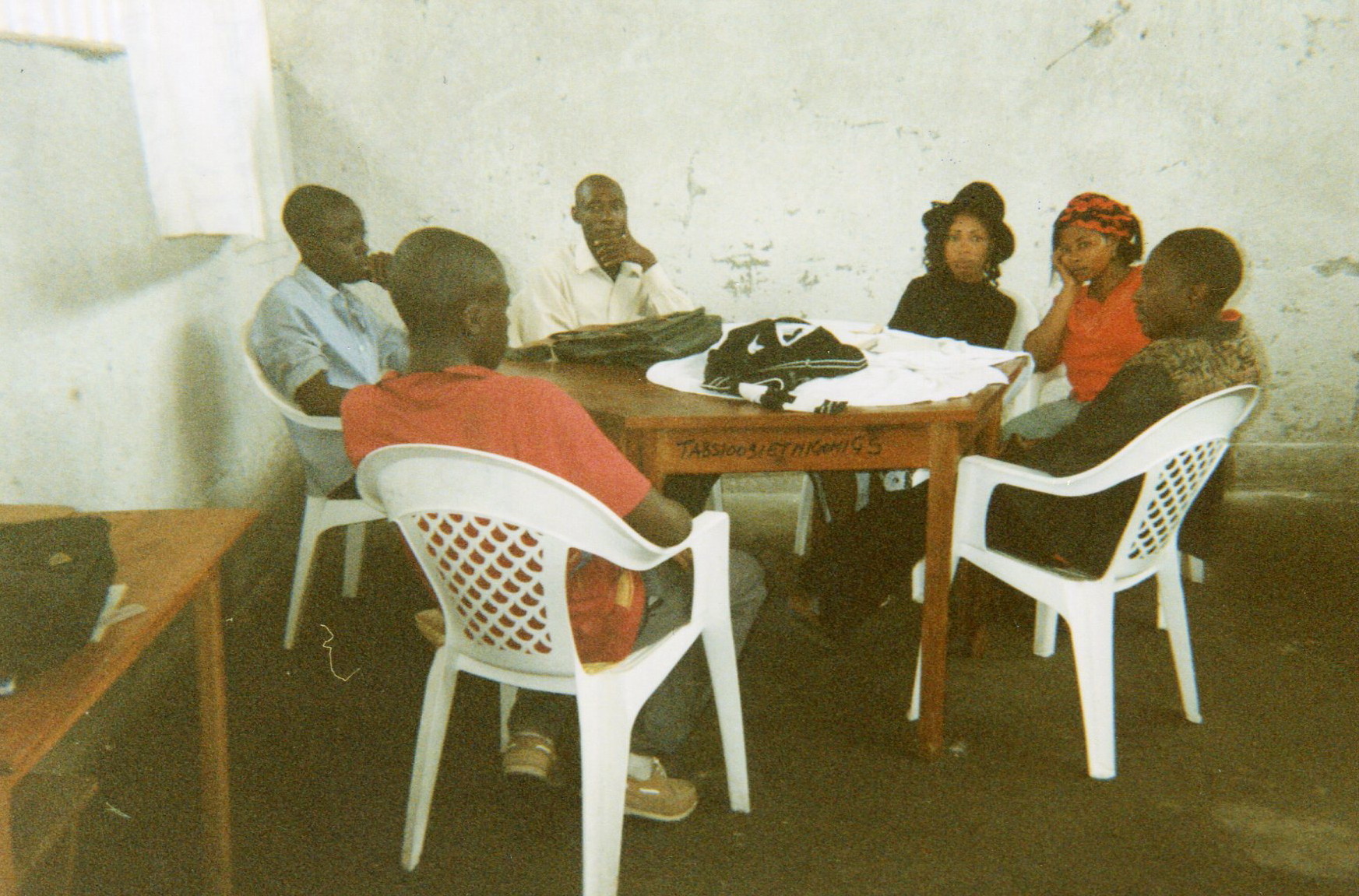 Counseling session: how to live with others in school and family. These are the school counselors telling me about behavior change. 