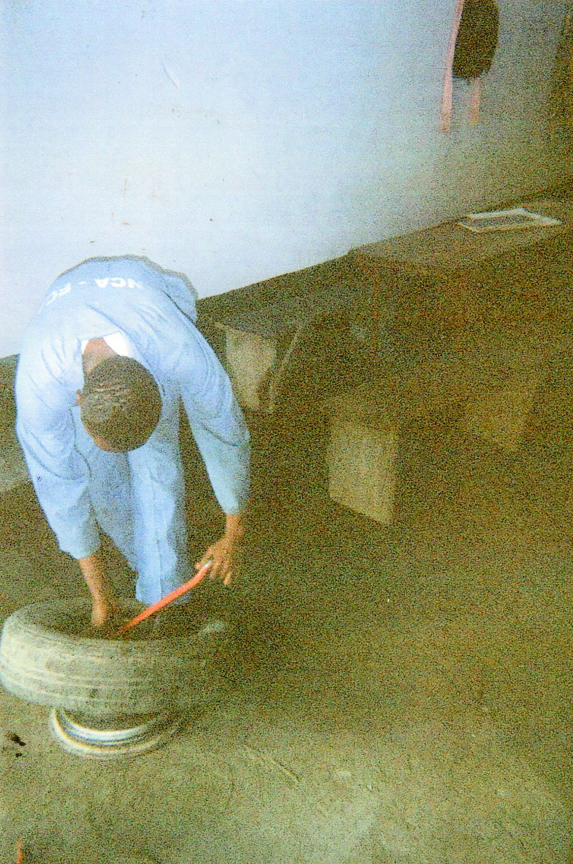  I am repairing a car tire.   
