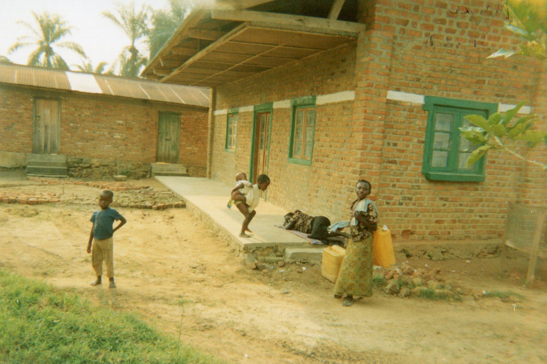  My children slowly start to get used to the village, here they are coming from fetching water.&nbsp; 