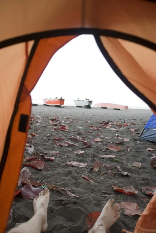 Photo source: BIG ISLAND CAMPING BY PHOTOEVERYWHERE