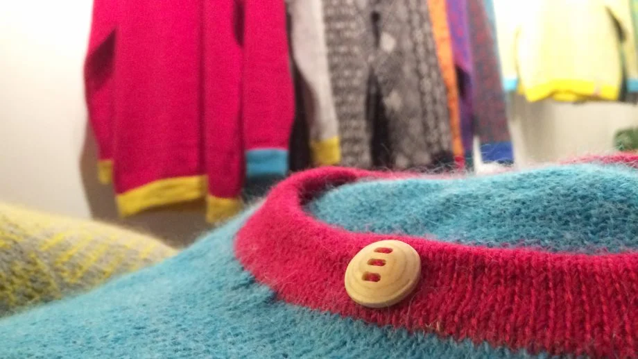 3D carved buttons by Ver - made at Fellesverkstedet.