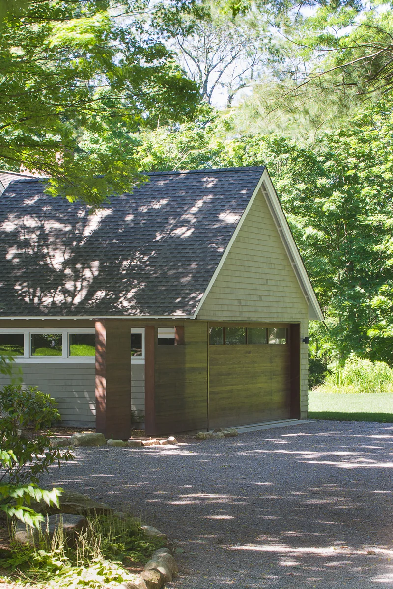 Ext garage.jpg