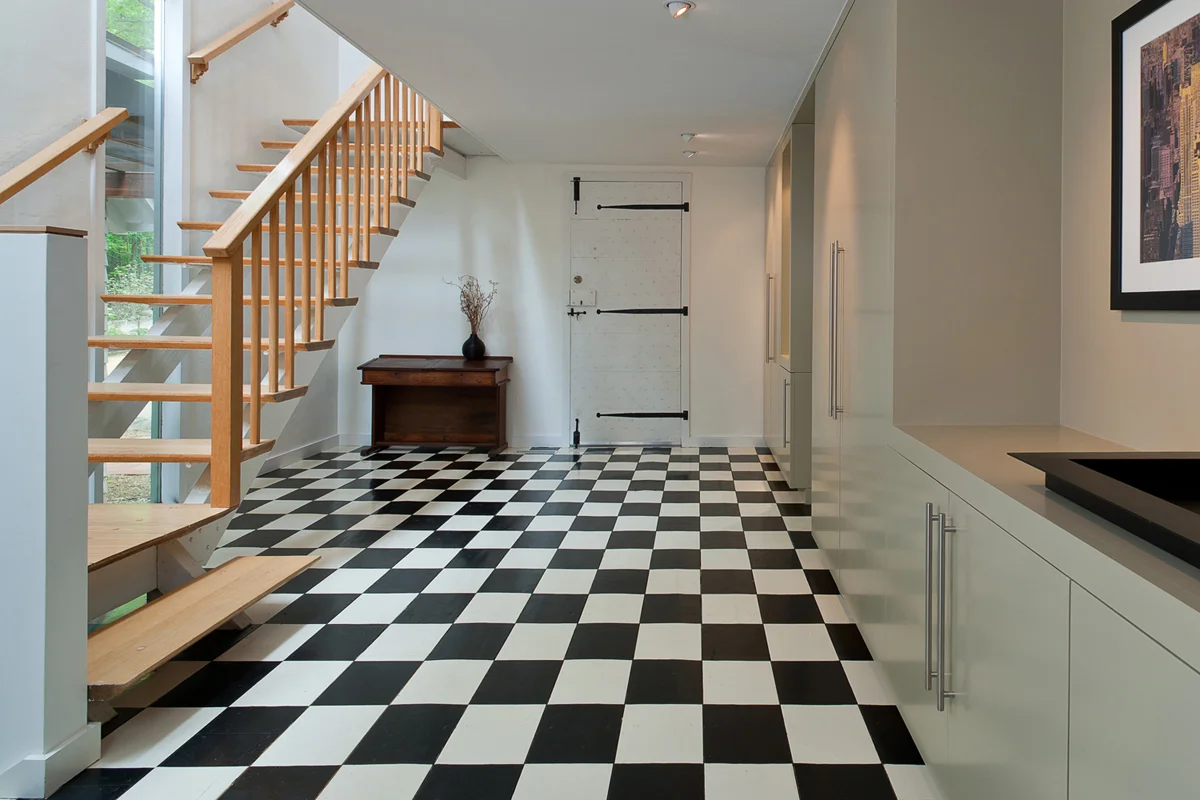 foyer.jpg